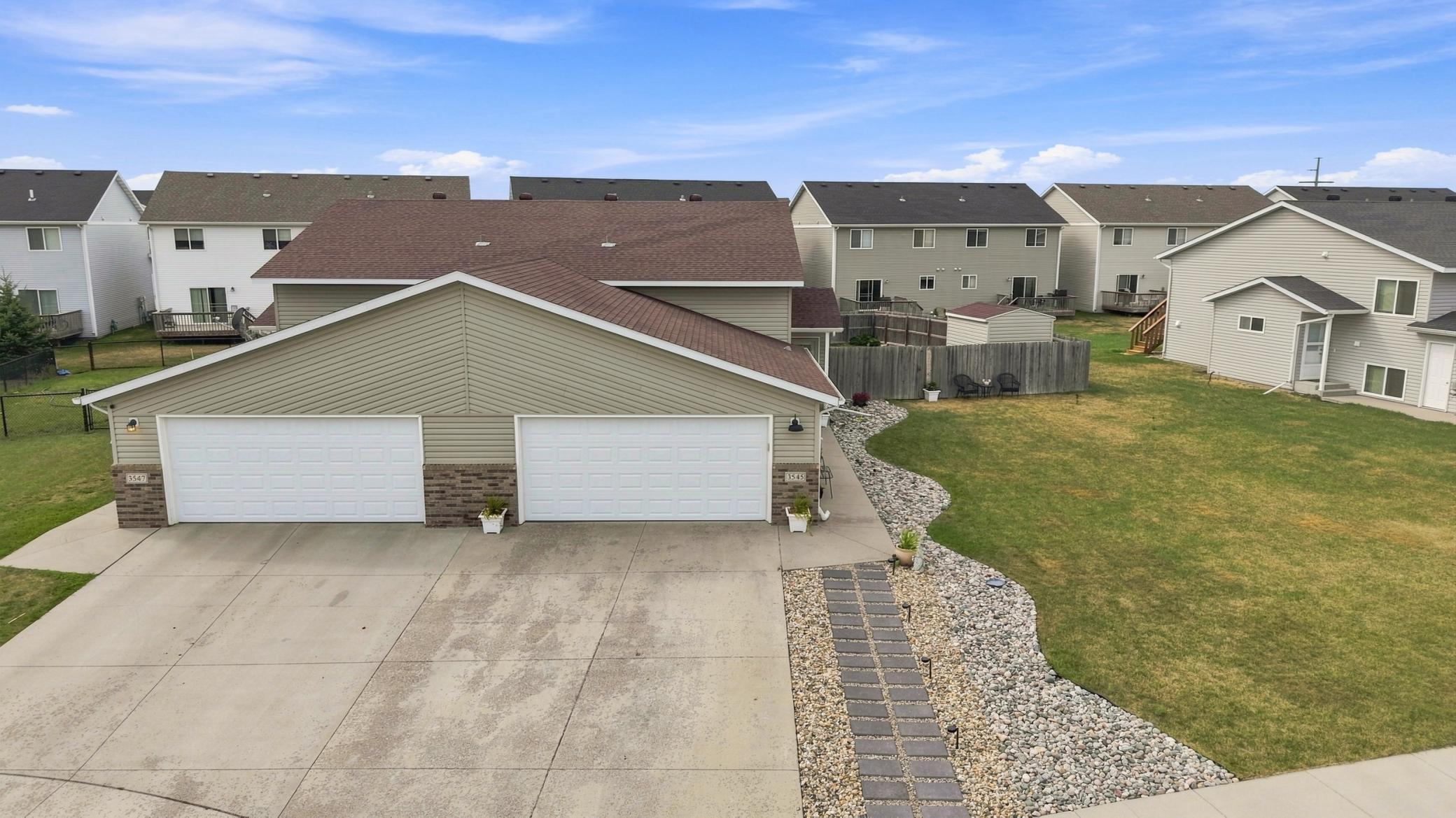 2012 twin home for sale at 3545 58th Court S in Fargo, ND — 3 bed, 2 bath (photo 41 of 45)