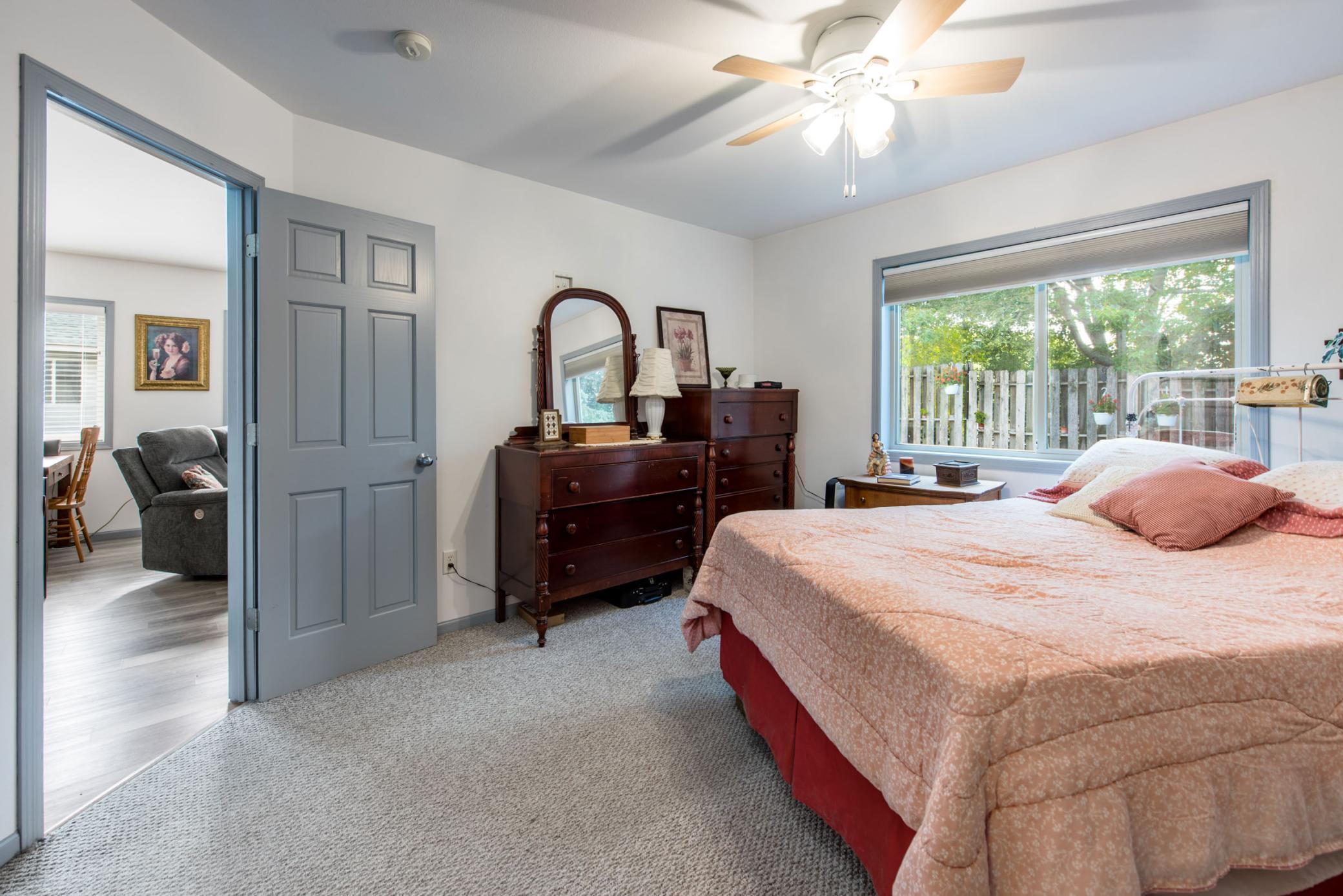 2002 townhouse for sale at 513 Kinkead Drive NW in Alexandria, MN — 3 bed, 2 bath (photo 11 of 27)