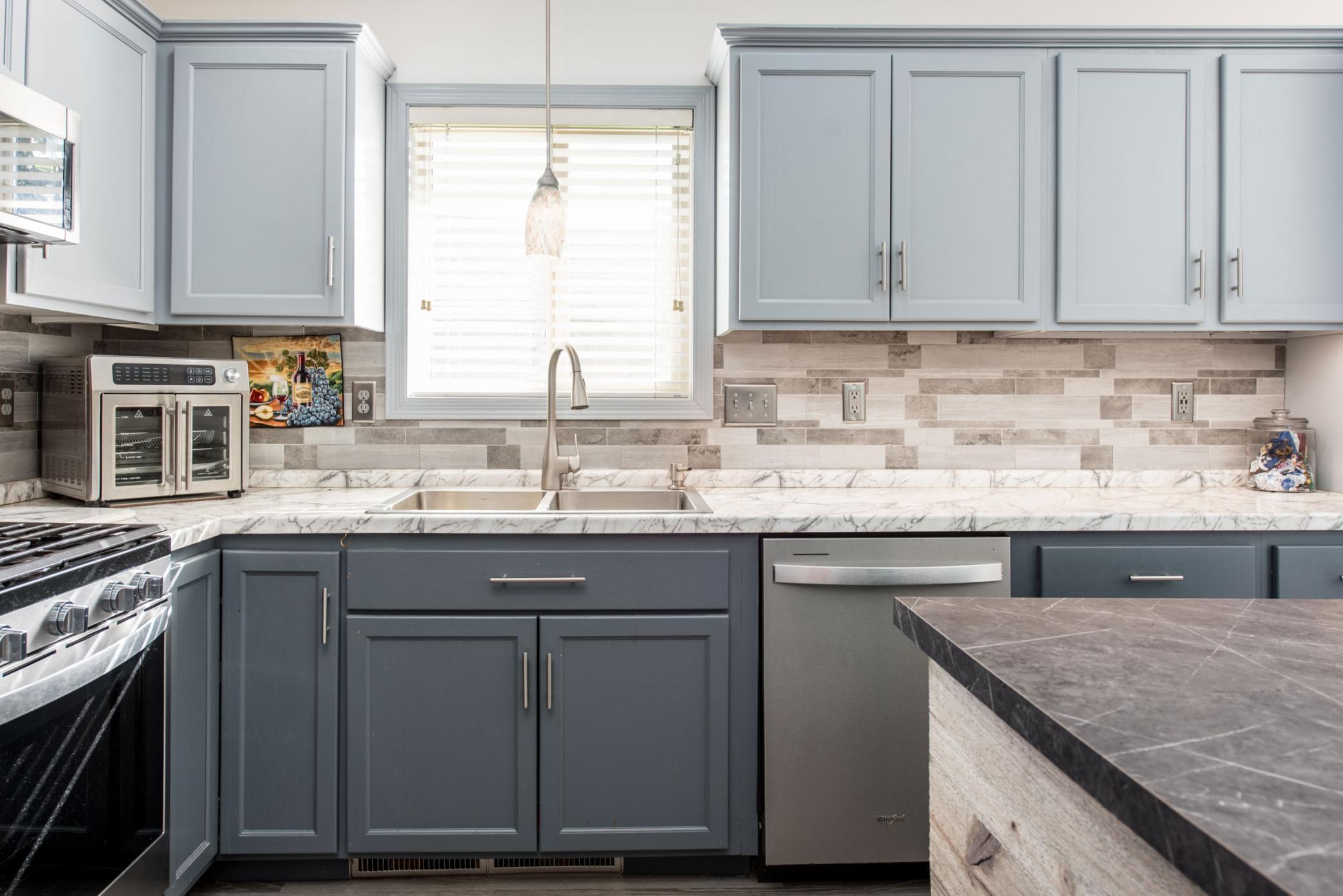 2002 townhouse for sale at 513 Kinkead Drive NW in Alexandria, MN — 3 bed, 2 bath (photo 8 of 27)
