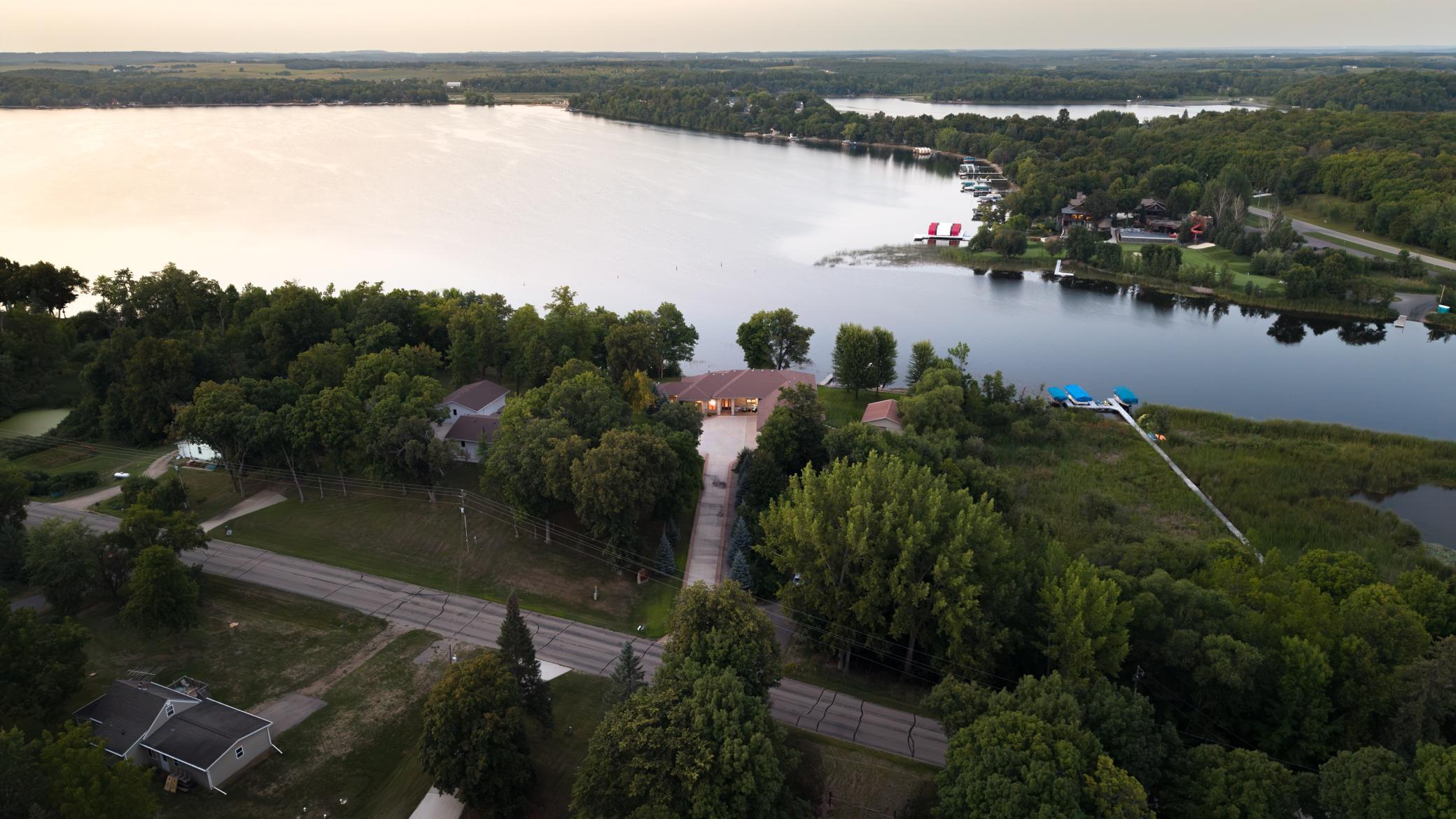 2012 single family home for sale at 50951 Fish Lake Road in Detroit Lakes, MN — 6 bed, 4 bath (photo 3 of 93)