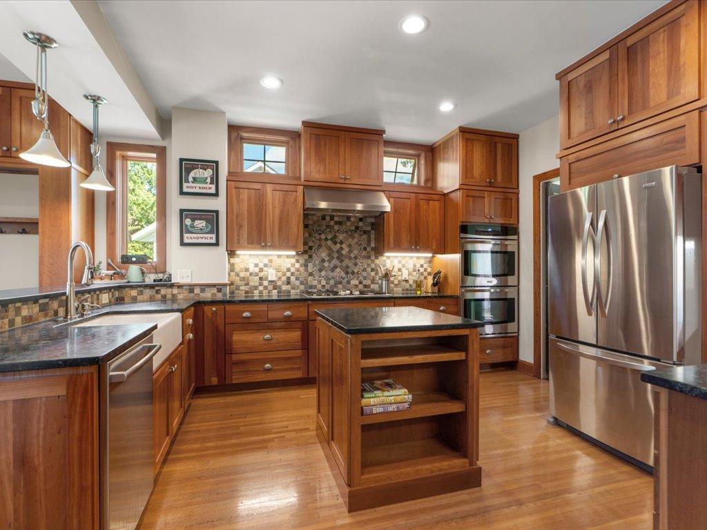 1921 single family home for sale at 309 Bluff Avenue in Brainerd, MN — 4 bed, 4 bath (photo 6 of 69)