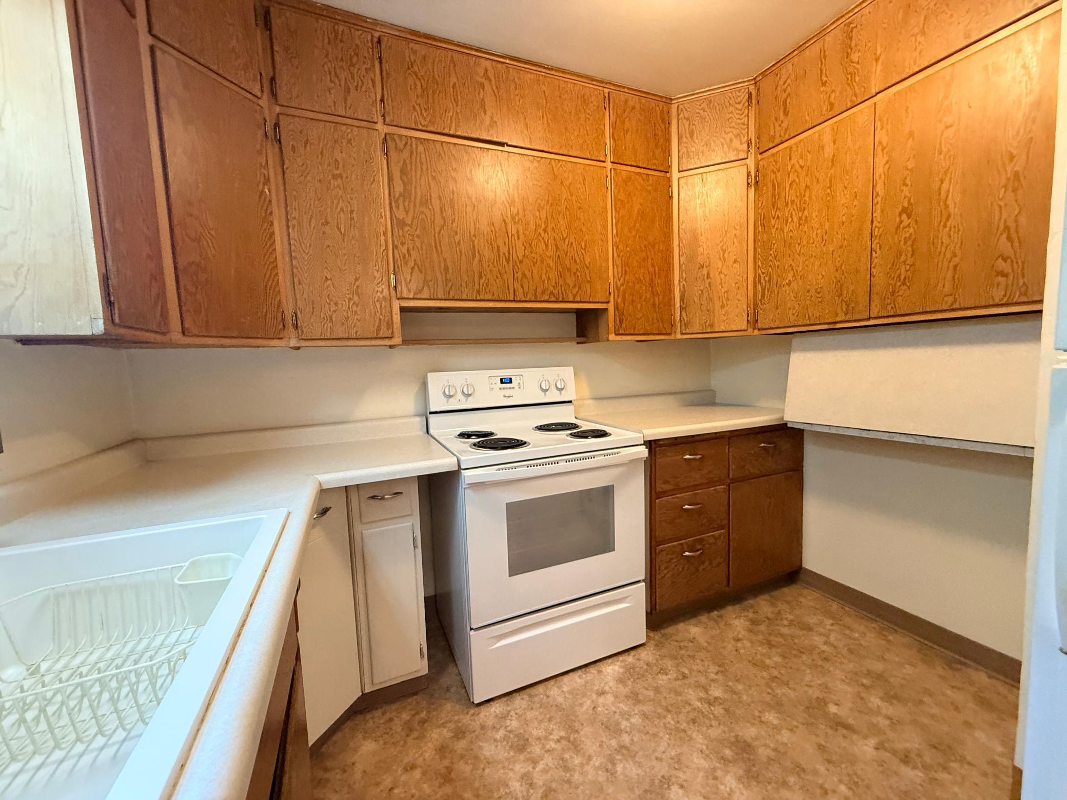 1940 single family home for sale at 1632 Sheyenne Street in West Fargo, ND — 4 bed, 3 bath (photo 2 of 20)
