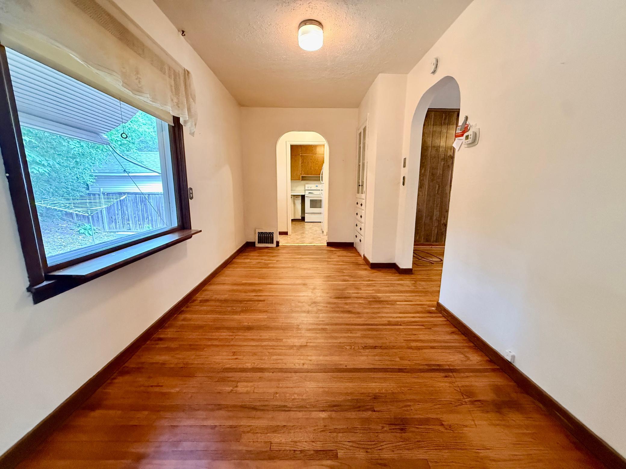 1940 single family home for sale at 1632 Sheyenne Street in West Fargo, ND — 4 bed, 3 bath (photo 4 of 20)