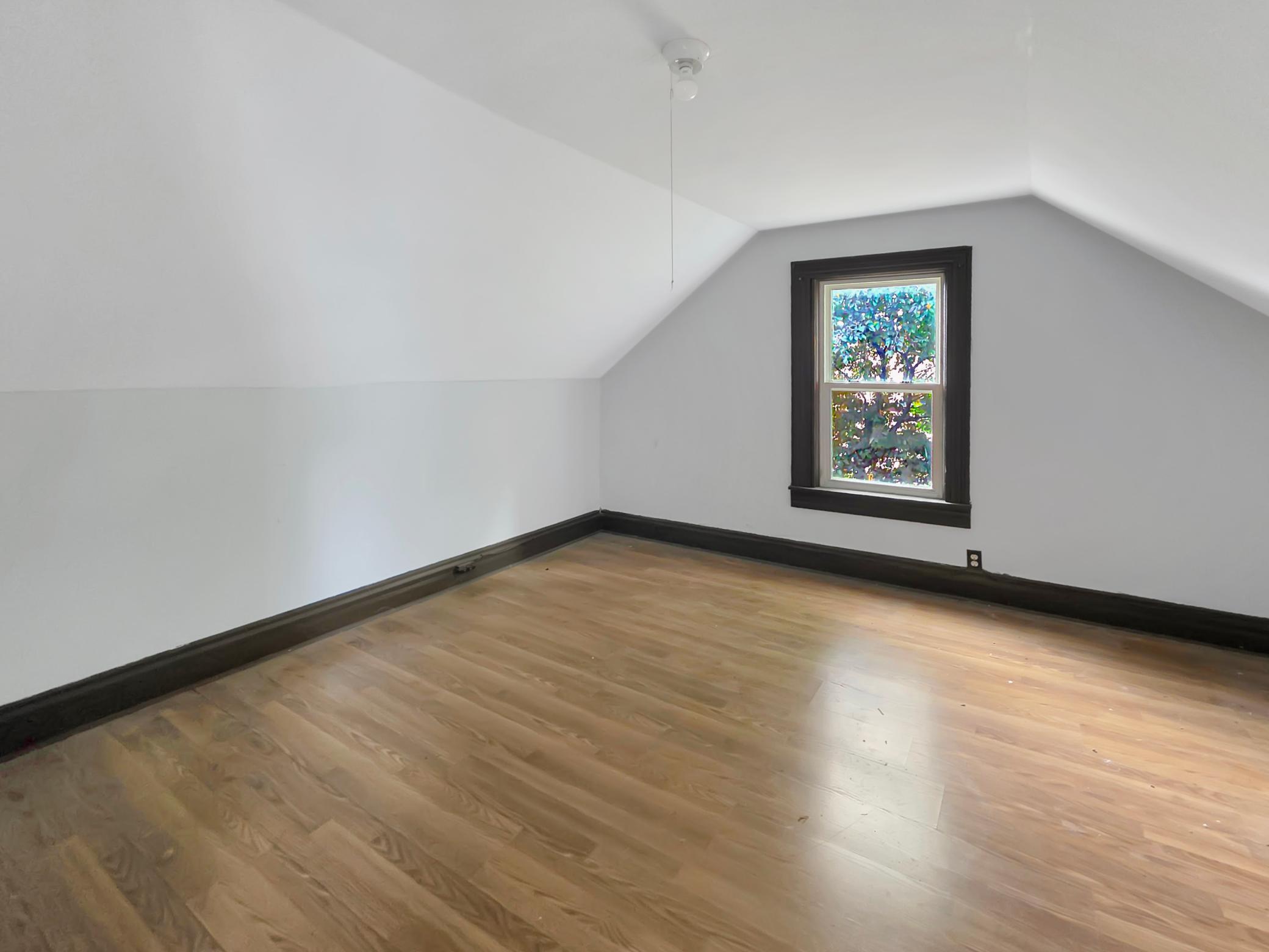 1890 single family home for sale at 410 MAIN Street in Hawley, MN — 2 bed, 1 bath (photo 17 of 29)