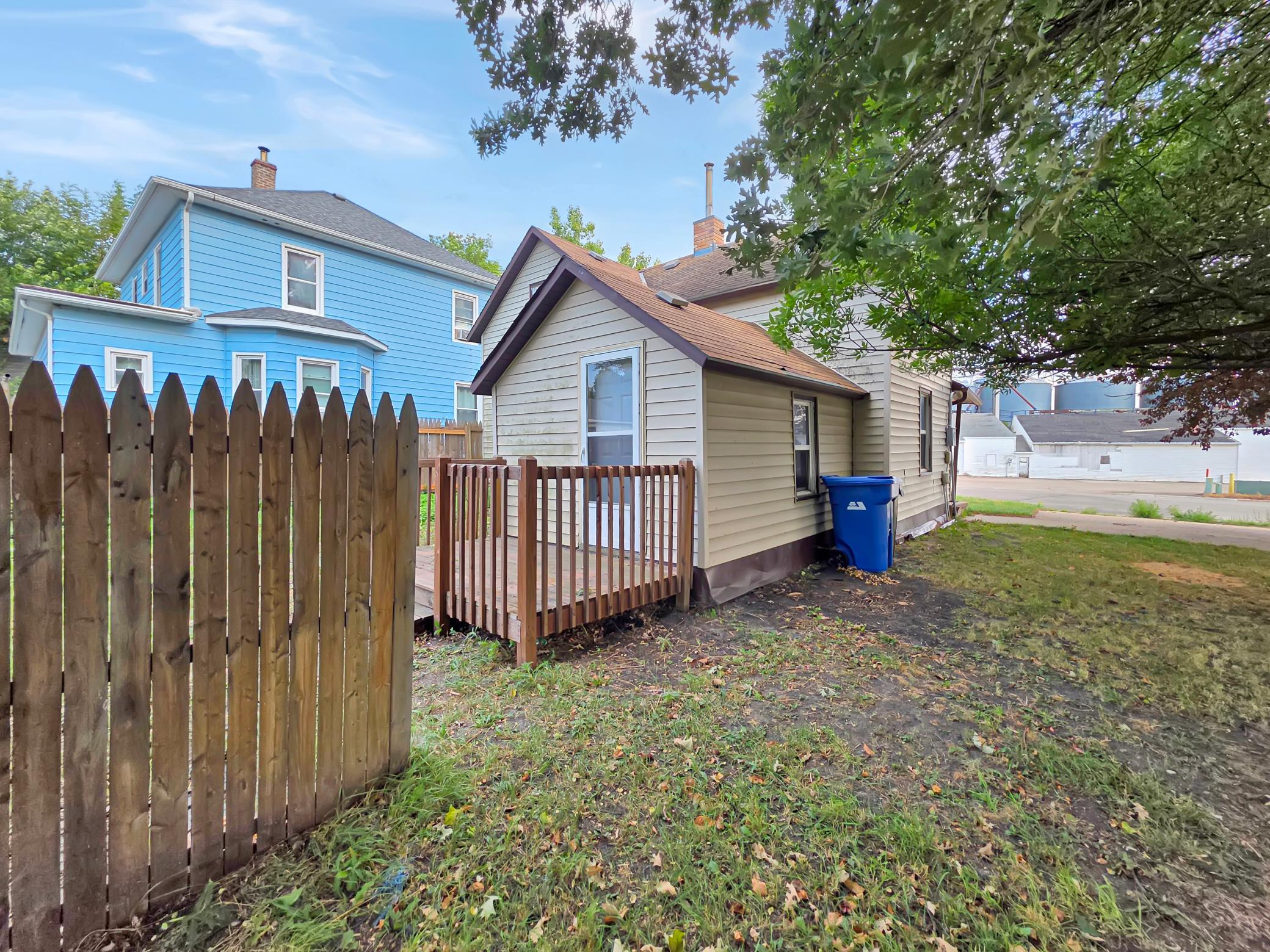 1890 single family home for sale at 410 MAIN Street in Hawley, MN — 2 bed, 1 bath (photo 27 of 29)