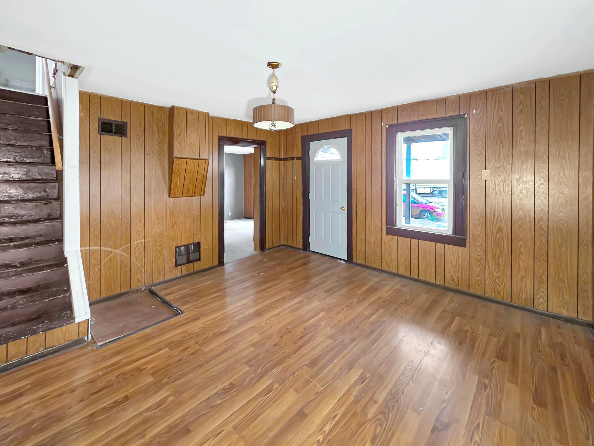 1890 single family home for sale at 410 MAIN Street in Hawley, MN — 2 bed, 1 bath (photo 4 of 29)