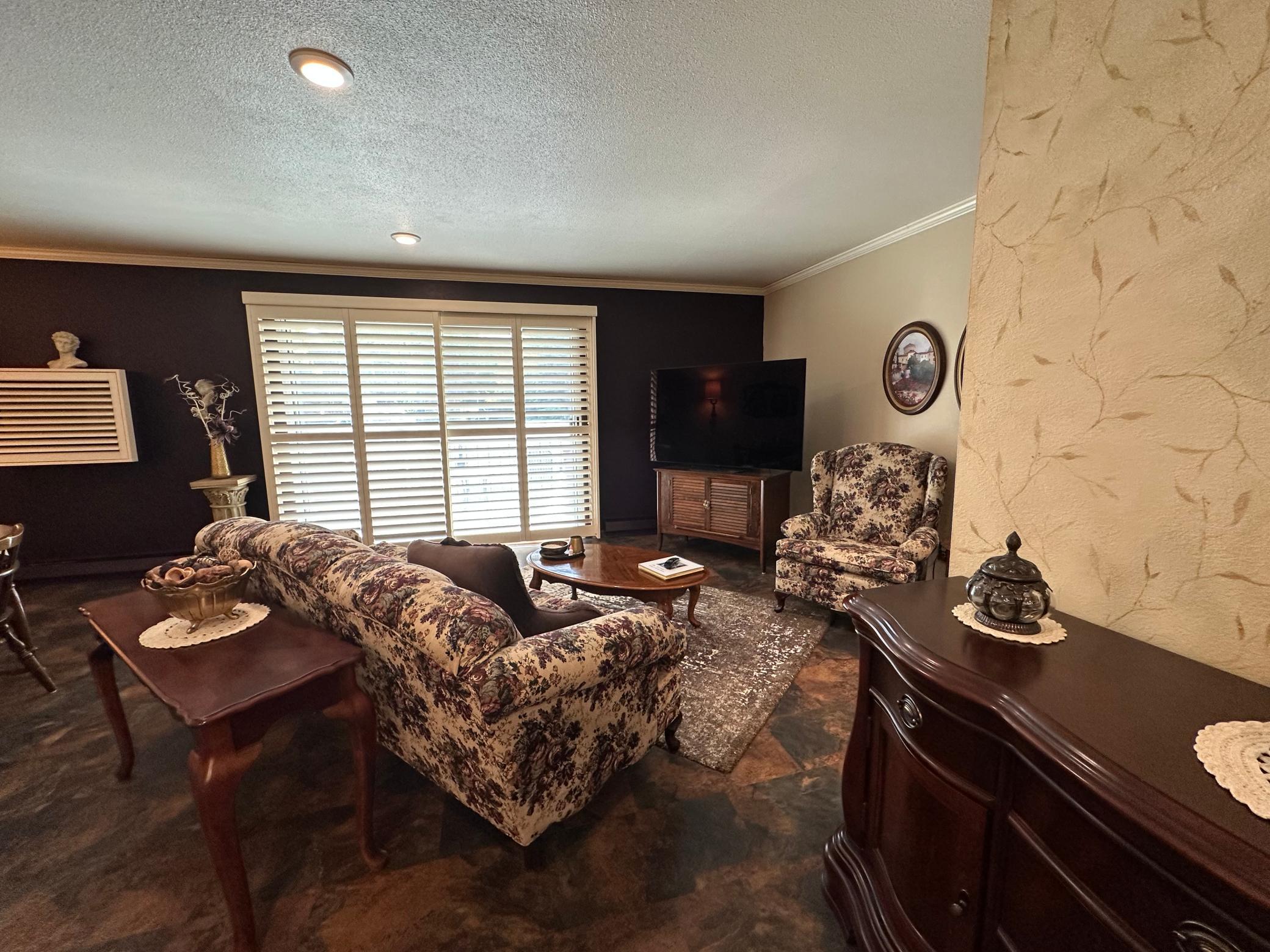 1968 condo for sale at 530 6th Avenue W, Unit 3 in West Fargo, ND — 2 bed, 1 bath (photo 14 of 40)