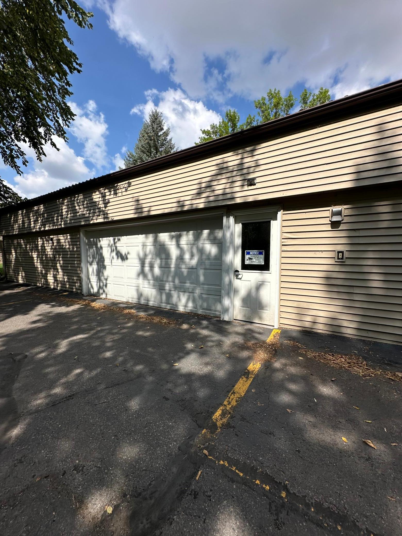 1968 condo for sale at 530 6th Avenue W, Unit 3 in West Fargo, ND — 2 bed, 1 bath (photo 38 of 40)