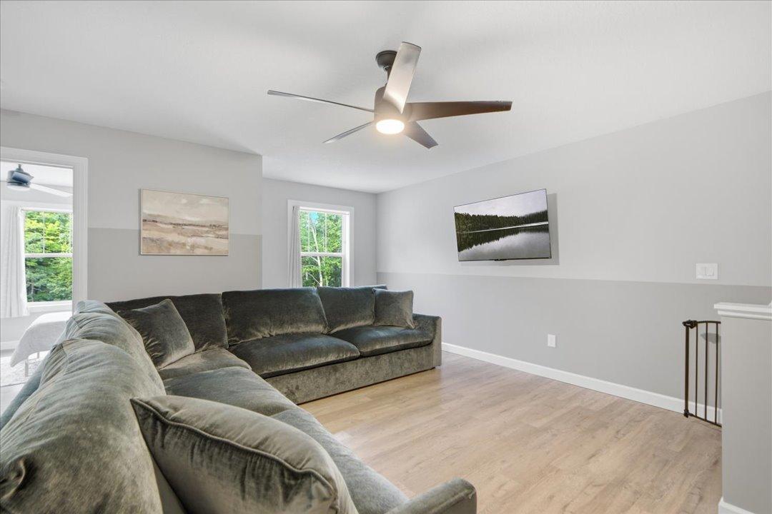 2023 single family home for sale at 31594 Green Scene Drive in Breezy Point, MN — 4 bed, 3 bath (photo 13 of 38)