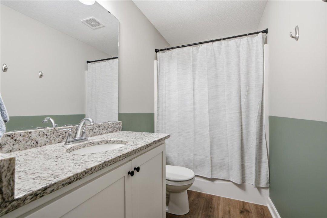 2023 single family home for sale at 31594 Green Scene Drive in Breezy Point, MN — 4 bed, 3 bath (photo 23 of 38)