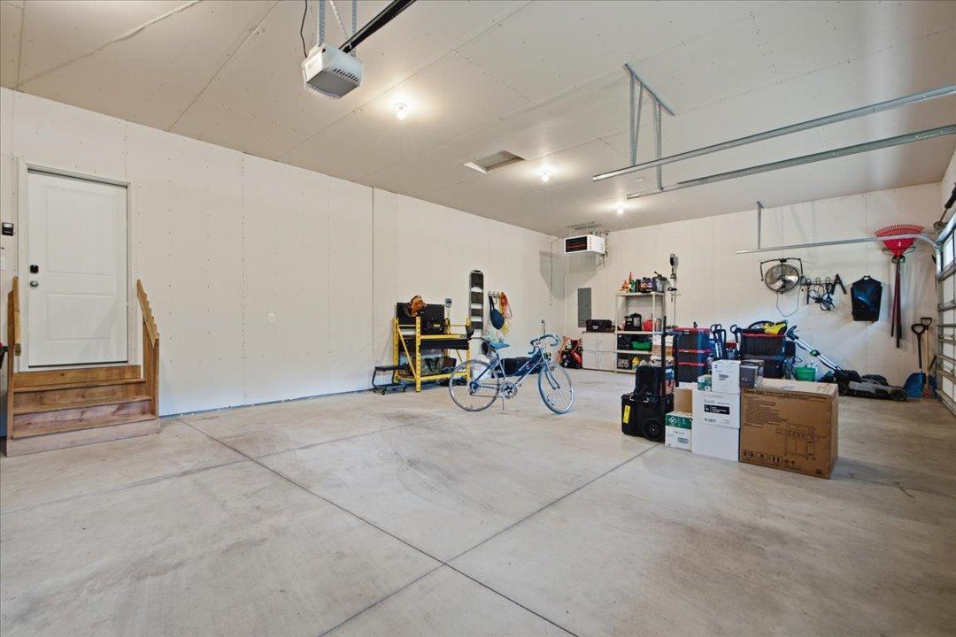 2023 single family home for sale at 31594 Green Scene Drive in Breezy Point, MN — 4 bed, 3 bath (photo 30 of 38)