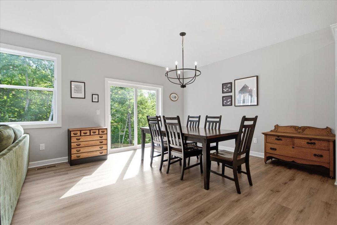 2023 single family home for sale at 31594 Green Scene Drive in Breezy Point, MN — 4 bed, 3 bath (photo 7 of 38)