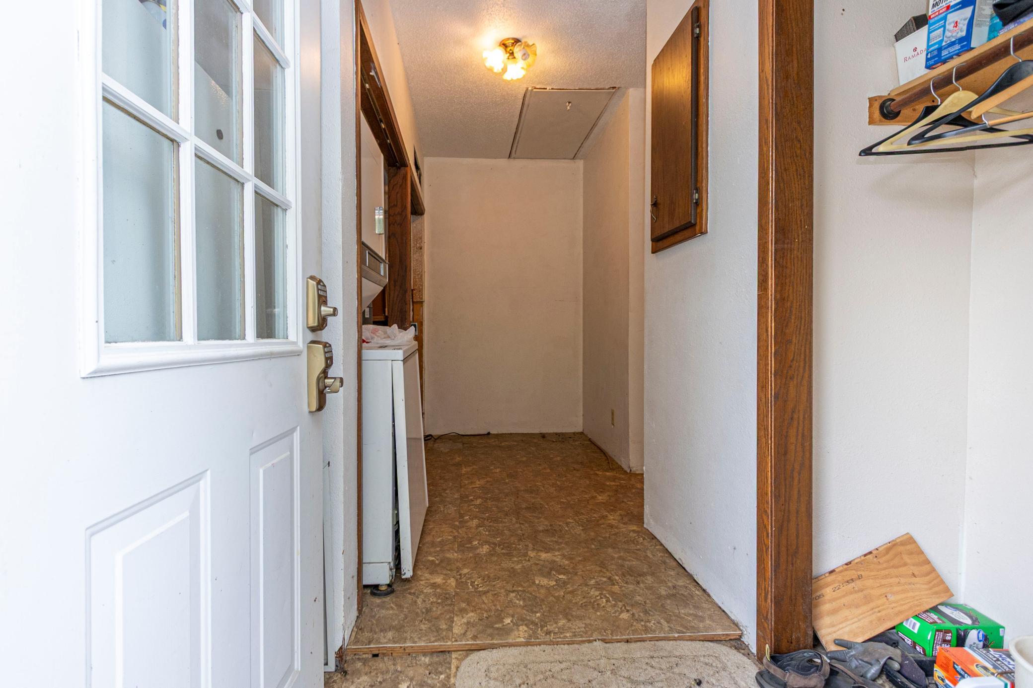 1882 single family home for sale at 17390 170th Street in Osakis, MN — 1 bed, 1 bath (photo 3 of 31)
