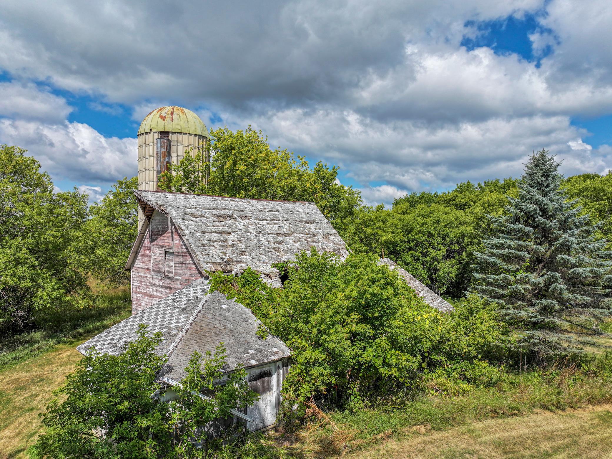 1882 single family home for sale at 17390 170th Street in Osakis, MN — 1 bed, 1 bath (photo 25 of 31)