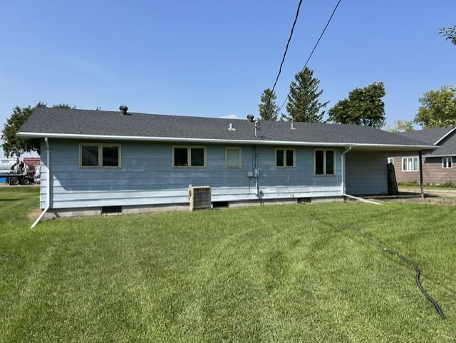 1970 single family home for sale at 608 Pacific Avenue in Thompson, ND — 3 bed, 1 bath (photo 3 of 4)
