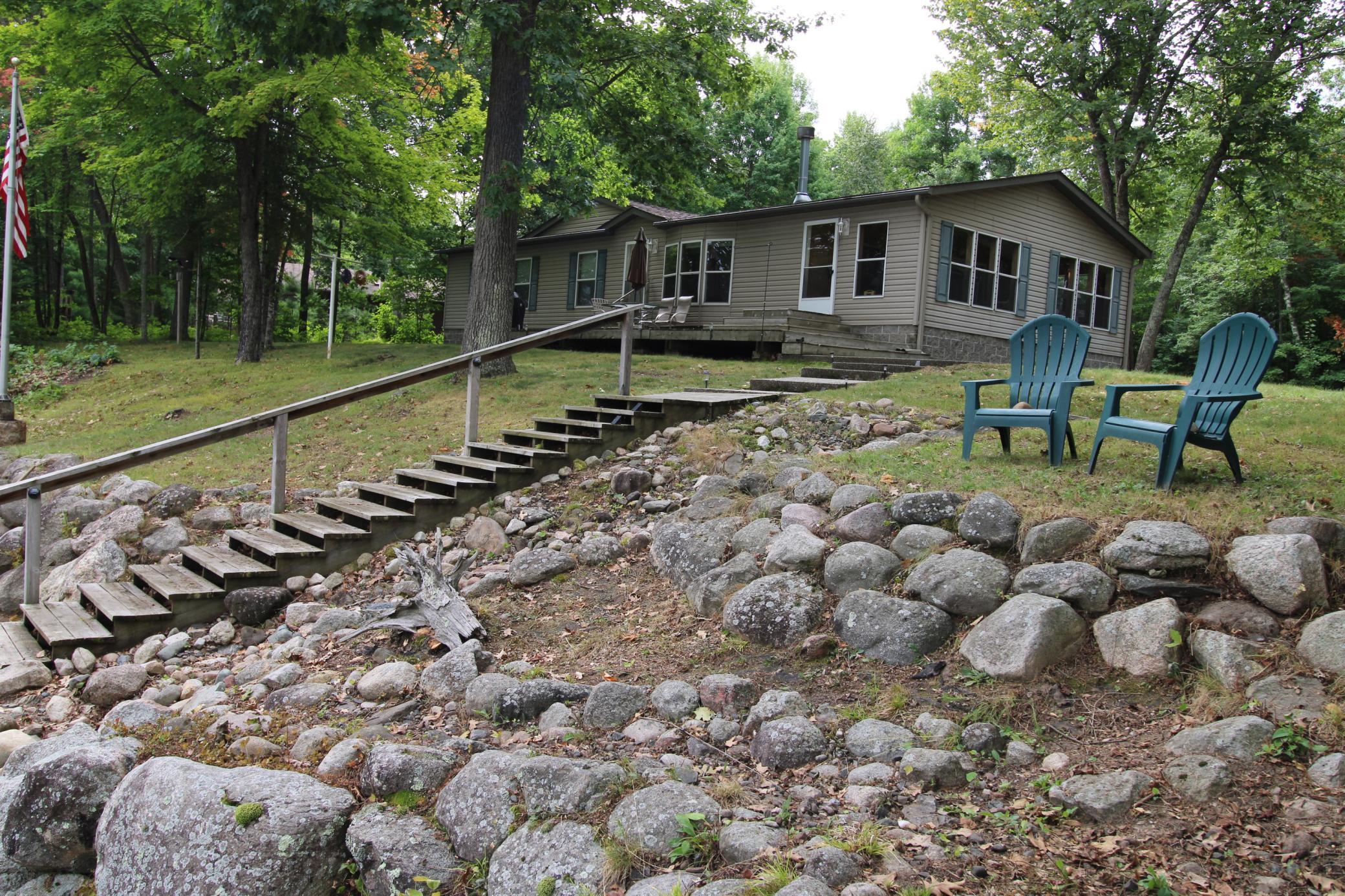 2000 single family home for sale at 22390 S Shore Drive in Emily, MN — 3 bed, 2 bath (photo 4 of 5)