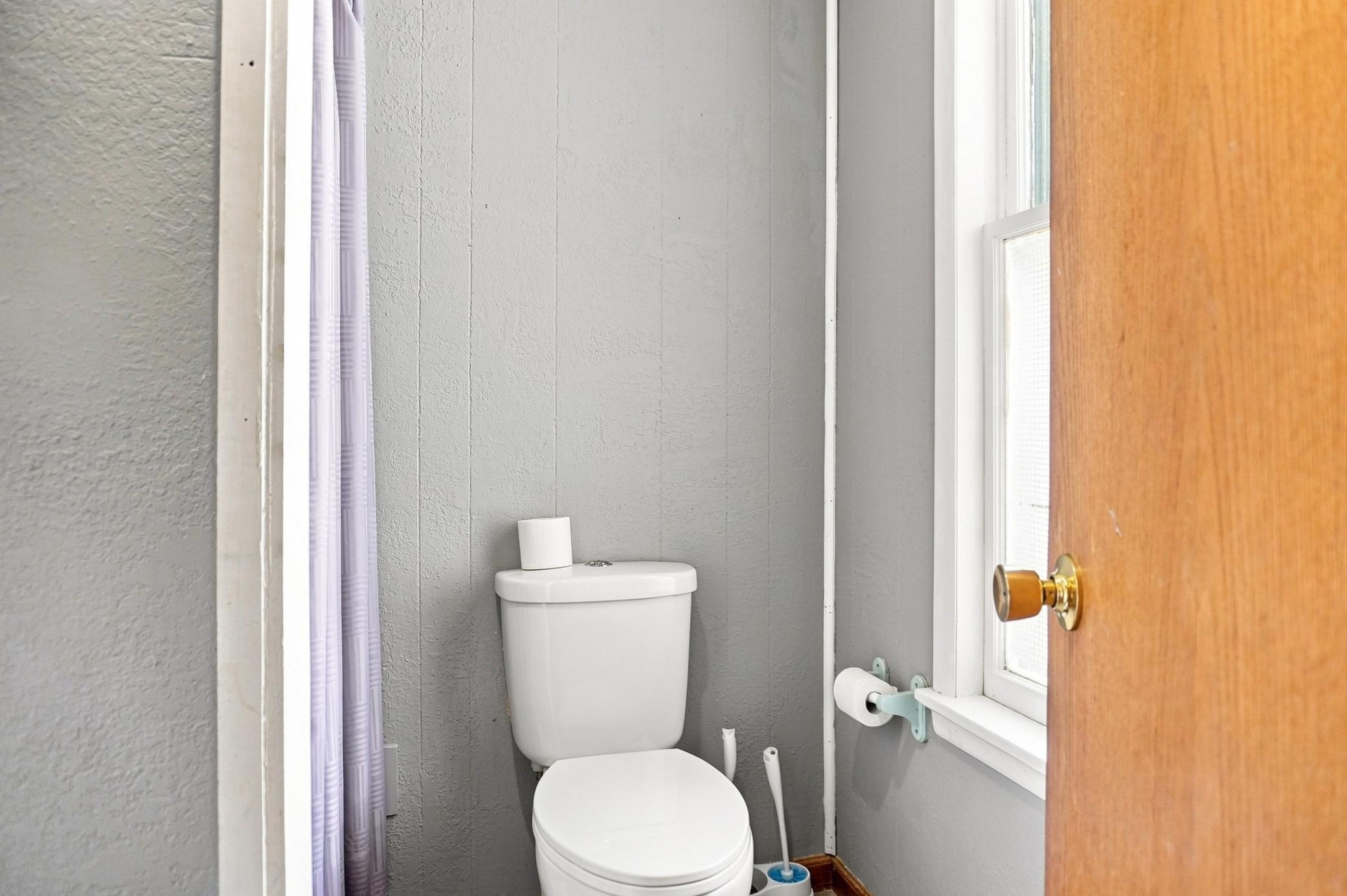 1885 single family home for sale at 408 Central Avenue in Osakis, MN — 3 bed, 2 bath (photo 12 of 23)