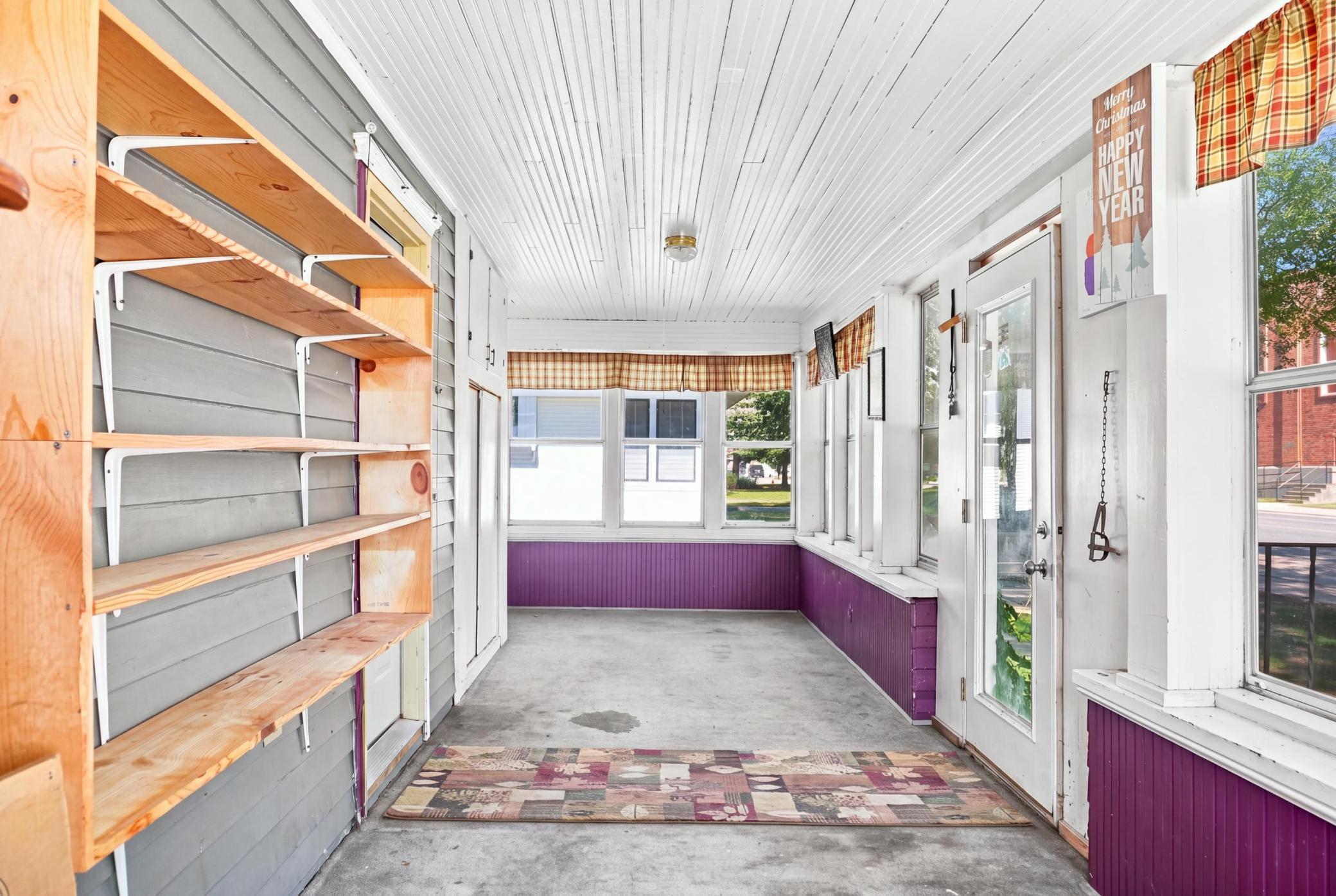 1885 single family home for sale at 408 Central Avenue in Osakis, MN — 3 bed, 2 bath (photo 19 of 23)