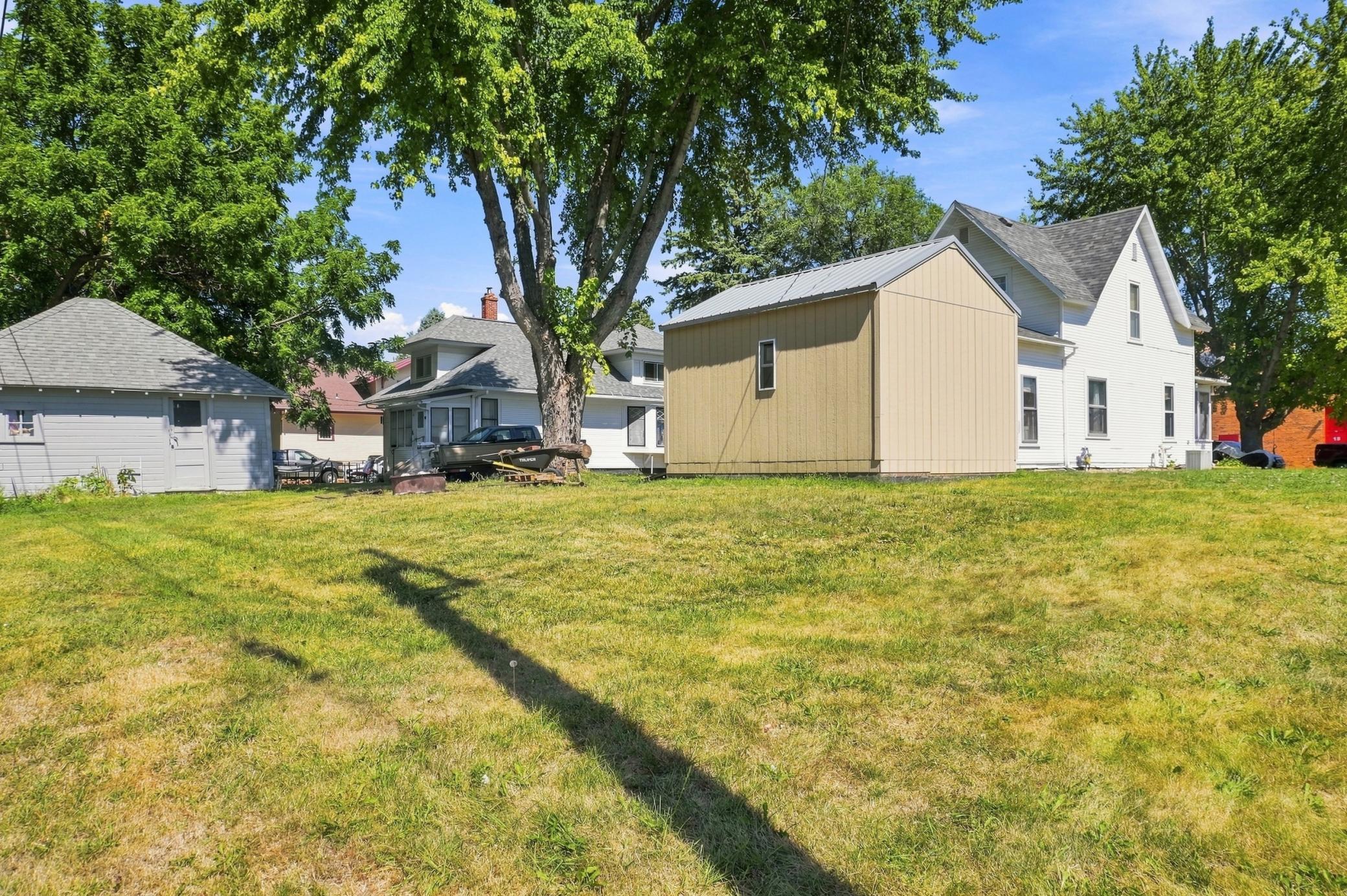 1885 single family home for sale at 408 Central Avenue in Osakis, MN — 3 bed, 2 bath (photo 22 of 23)