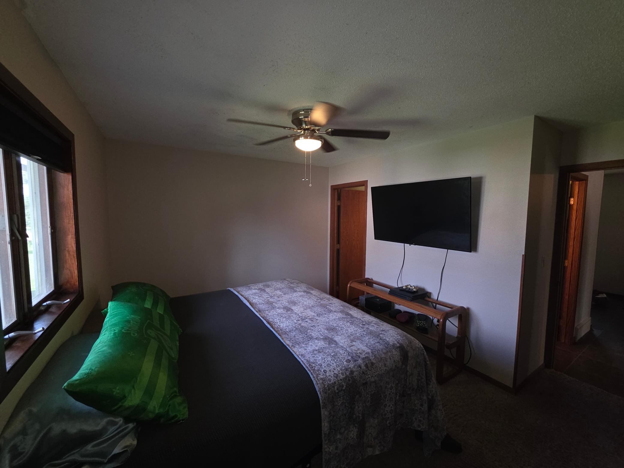 1988 single family home for sale at 221 Gay Street in Rutland, ND — 2 bed, 2 bath (photo 14 of 35)