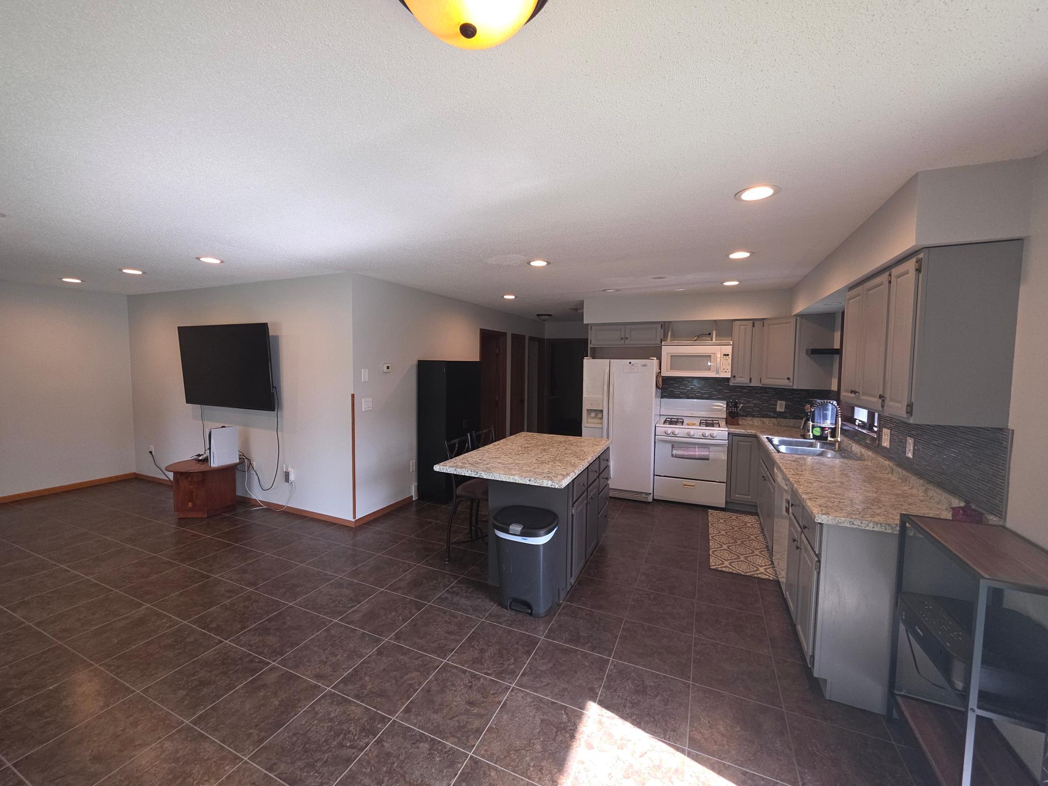 1988 single family home for sale at 221 Gay Street in Rutland, ND — 2 bed, 2 bath (photo 8 of 35)