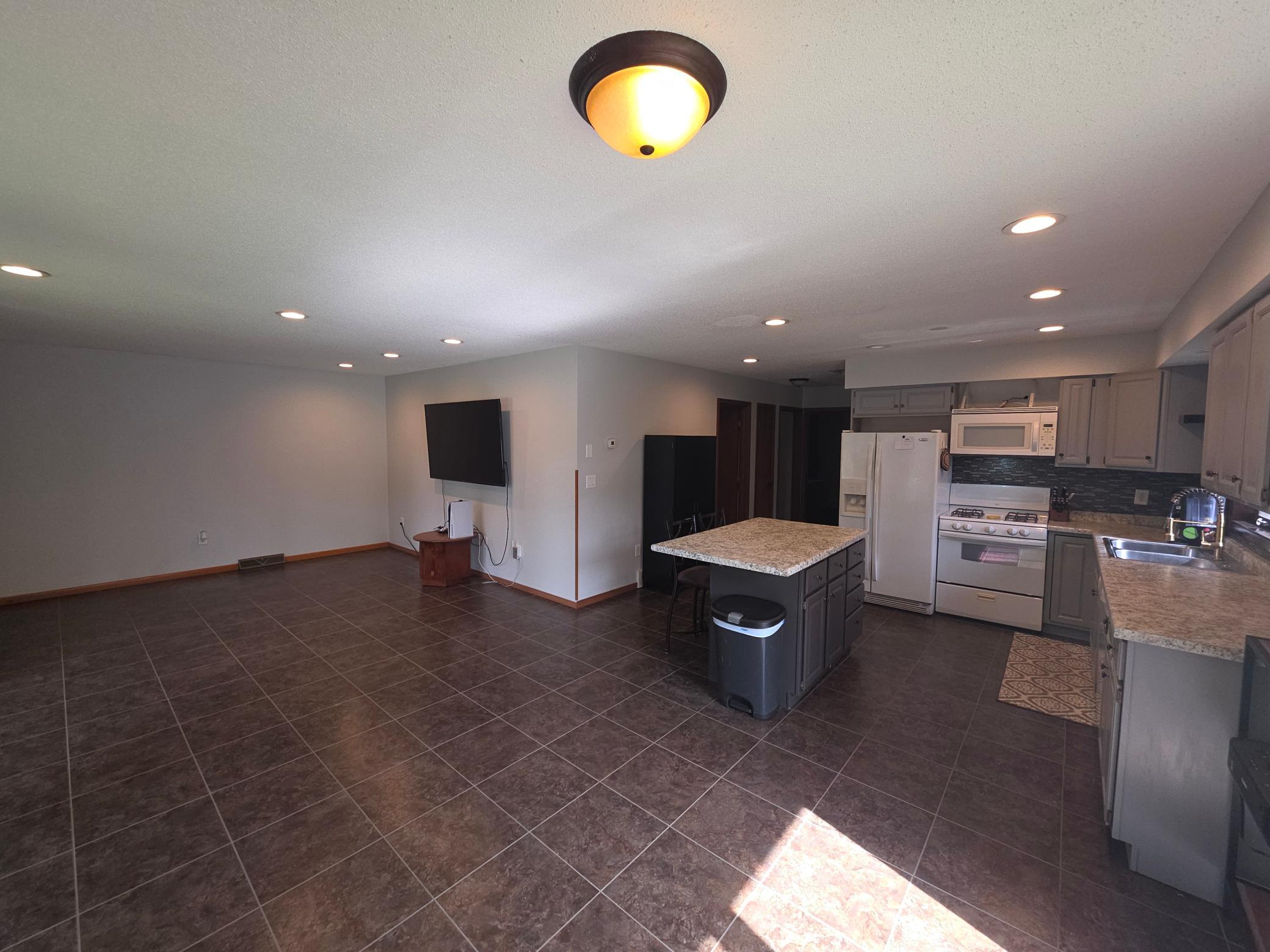 1988 single family home for sale at 221 Gay Street in Rutland, ND — 2 bed, 2 bath (photo 9 of 35)