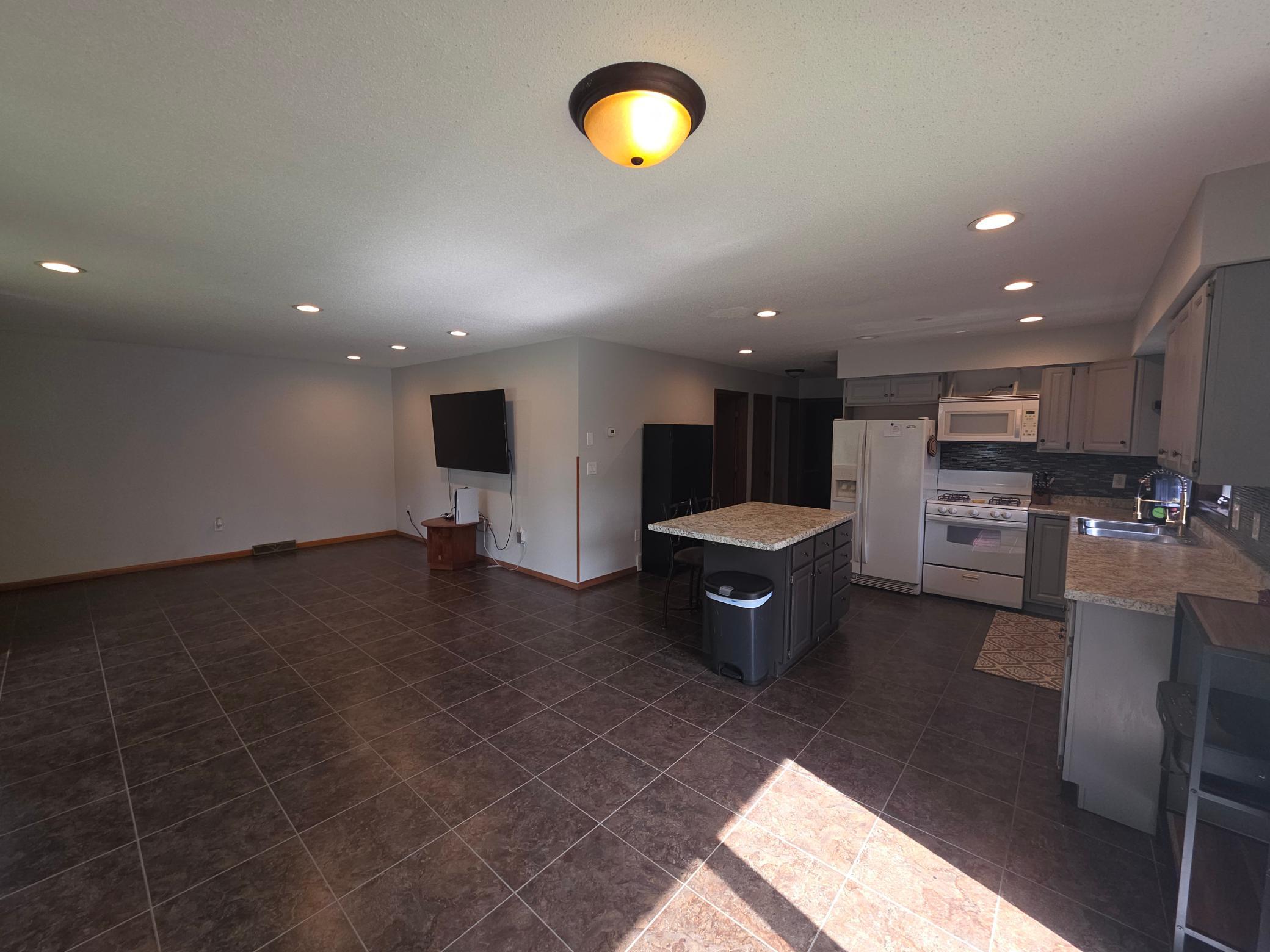 1988 single family home for sale at 221 Gay Street in Rutland, ND — 2 bed, 2 bath (photo 10 of 35)