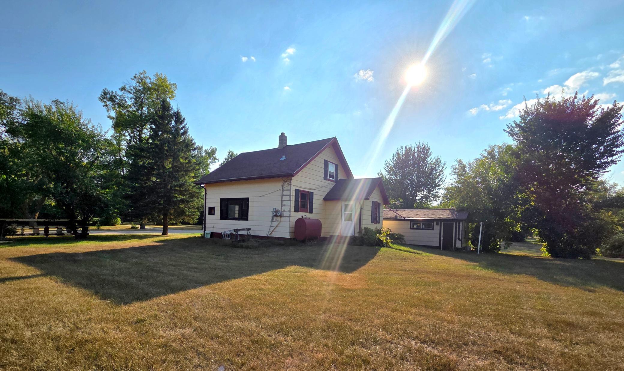 1930 single family home for sale at 505 Eidem Avenue SE in Twin Valley, MN — 2 bed, 1 bath (photo 3 of 22)