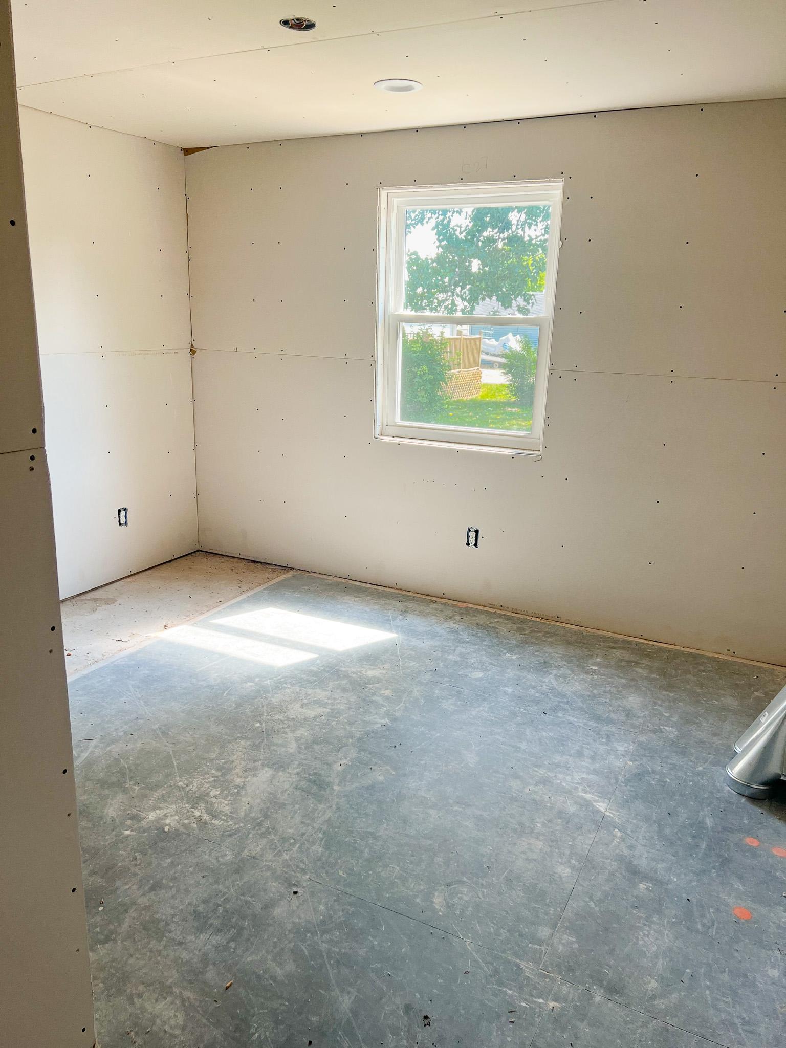 1980 single family home for sale at 423 3rd Avenue in Mapleton, ND — 4 bed, 3 bath (photo 17 of 30)
