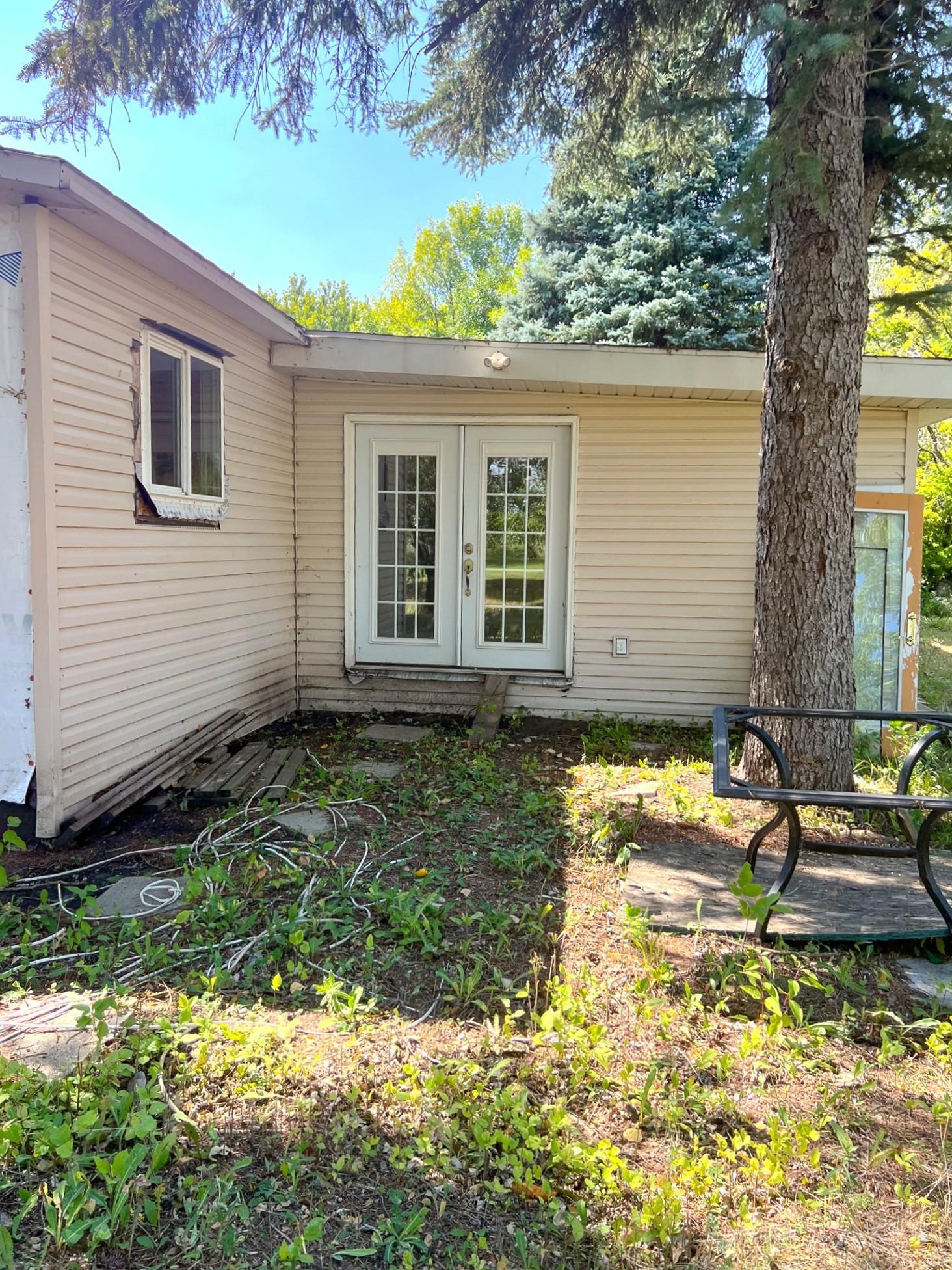 1980 single family home for sale at 423 3rd Avenue in Mapleton, ND — 4 bed, 3 bath (photo 27 of 30)