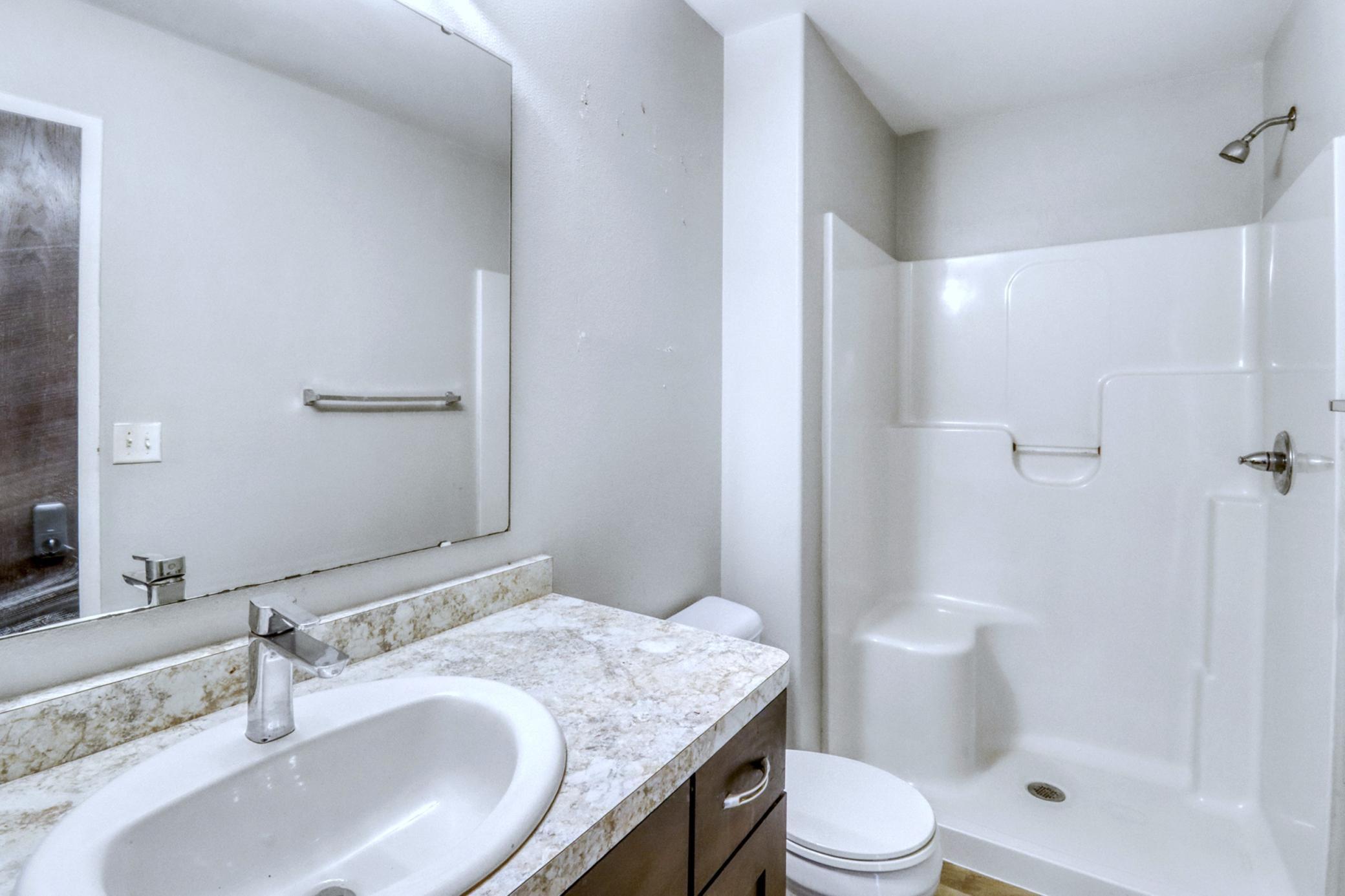 2017 single family home for sale at 6242 63rd Avenue S in Fargo, ND — 4 bed, 3 bath (photo 24 of 44)