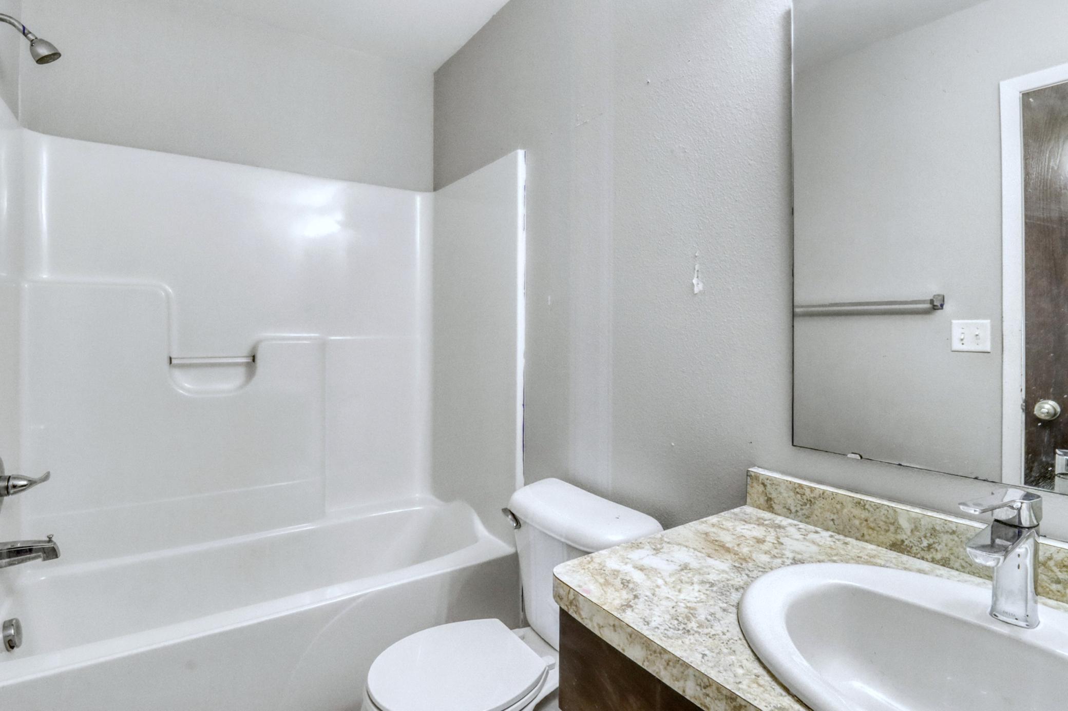2017 single family home for sale at 6242 63rd Avenue S in Fargo, ND — 4 bed, 3 bath (photo 29 of 44)