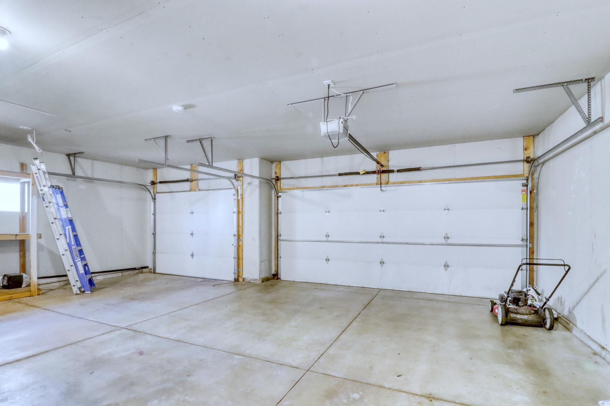 2017 single family home for sale at 6242 63rd Avenue S in Fargo, ND — 4 bed, 3 bath (photo 44 of 44)
