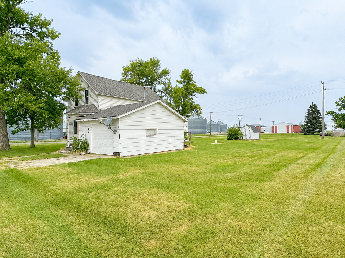 1900 single family home for sale at 60 Garfield Avenue in Clifford, ND — 2 bed, 1 bath (photo 3 of 3)