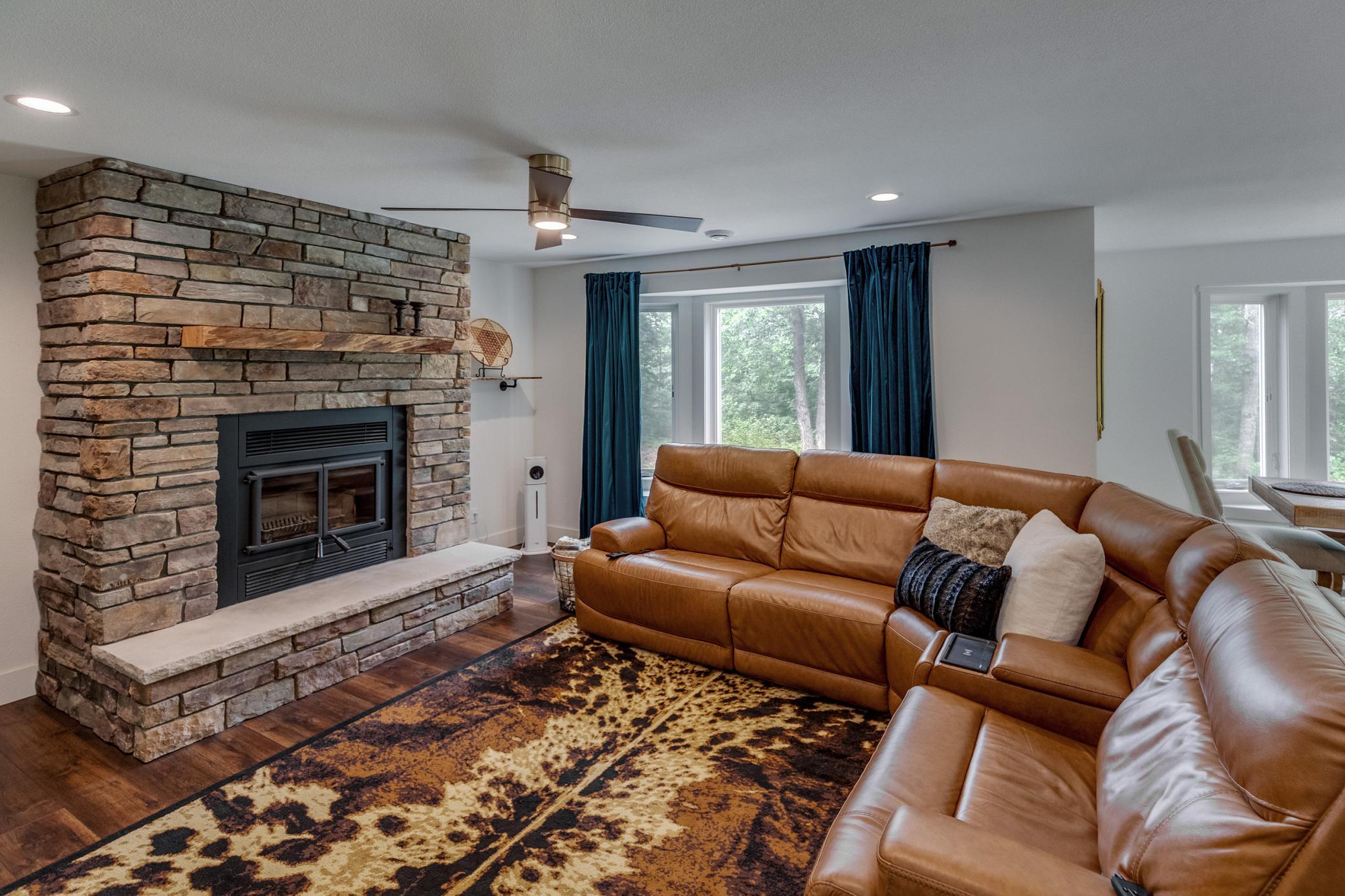 2023 single family home for sale at 12444 Fawn Lake Road in Crosslake, MN — 3 bed, 2 bath (photo 3 of 32)