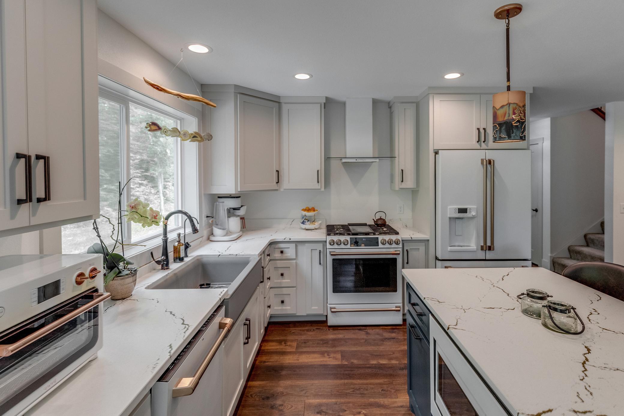 2023 single family home for sale at 12444 Fawn Lake Road in Crosslake, MN — 3 bed, 2 bath (photo 7 of 32)