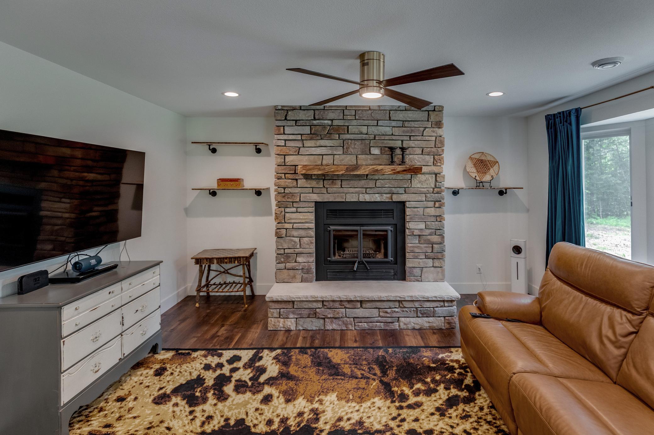 2023 single family home for sale at 12444 Fawn Lake Road in Crosslake, MN — 3 bed, 2 bath (photo 9 of 32)