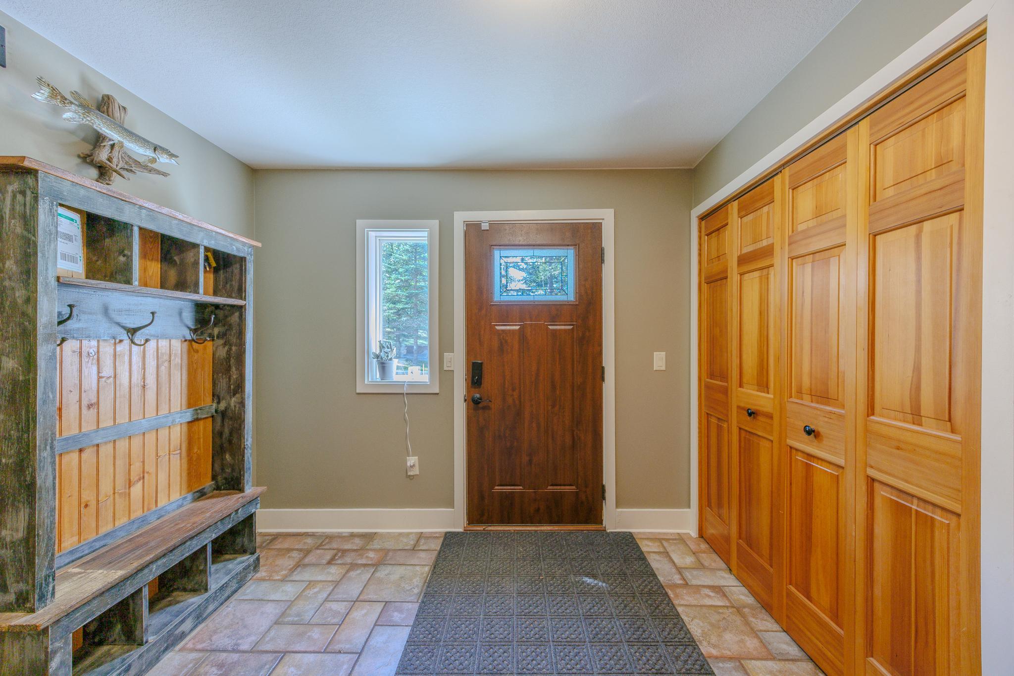 1996 single family home for sale at 6351 Island View Drive NE in Bemidji, MN — 4 bed, 3 bath (photo 26 of 90)