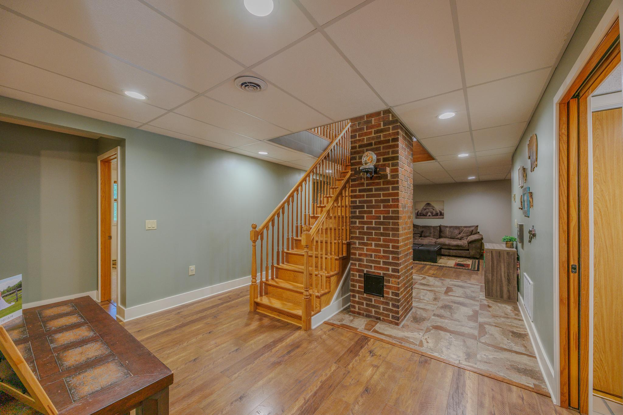 1996 single family home for sale at 6351 Island View Drive NE in Bemidji, MN — 4 bed, 3 bath (photo 28 of 90)