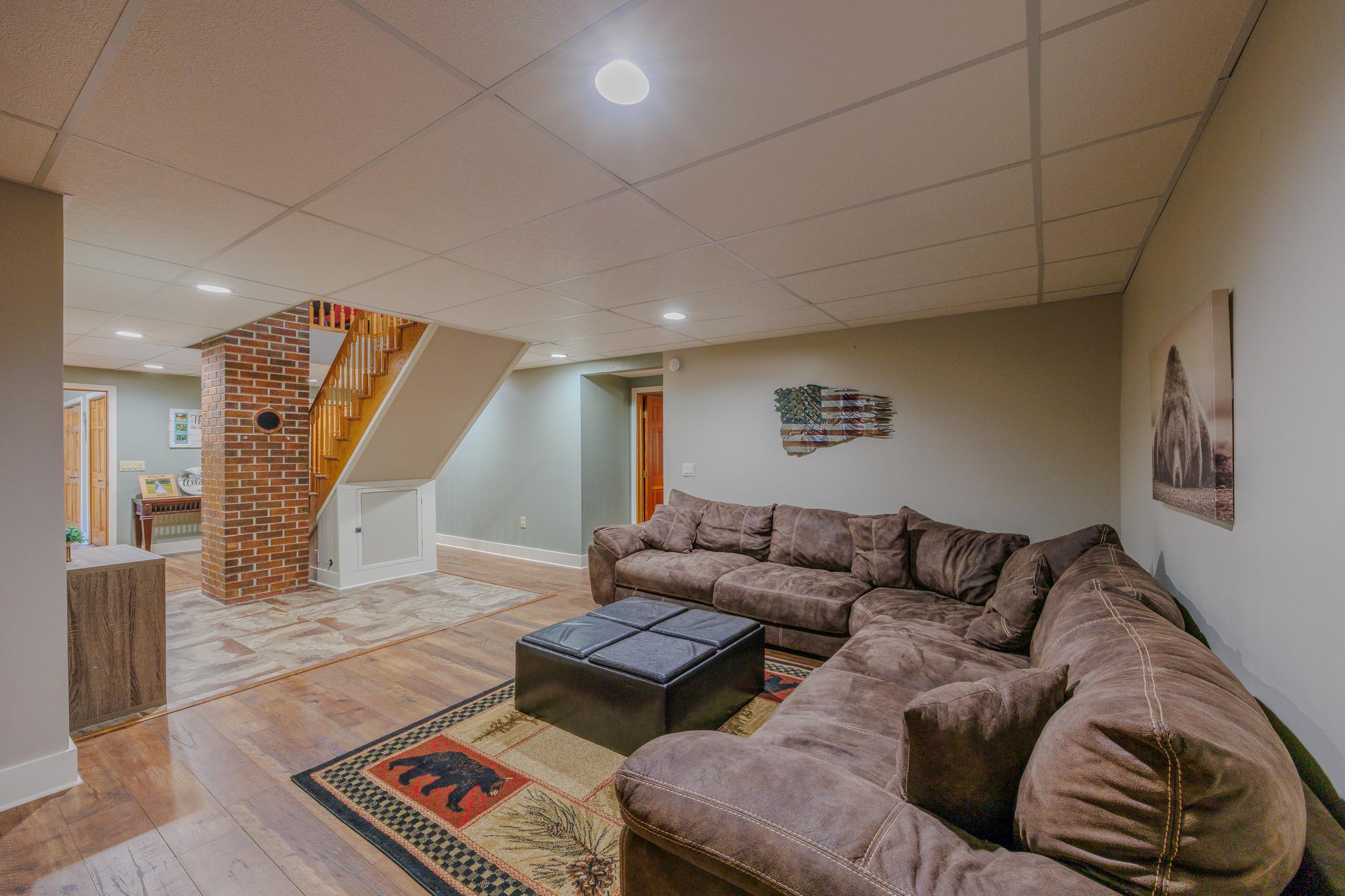 1996 single family home for sale at 6351 Island View Drive NE in Bemidji, MN — 4 bed, 3 bath (photo 32 of 90)
