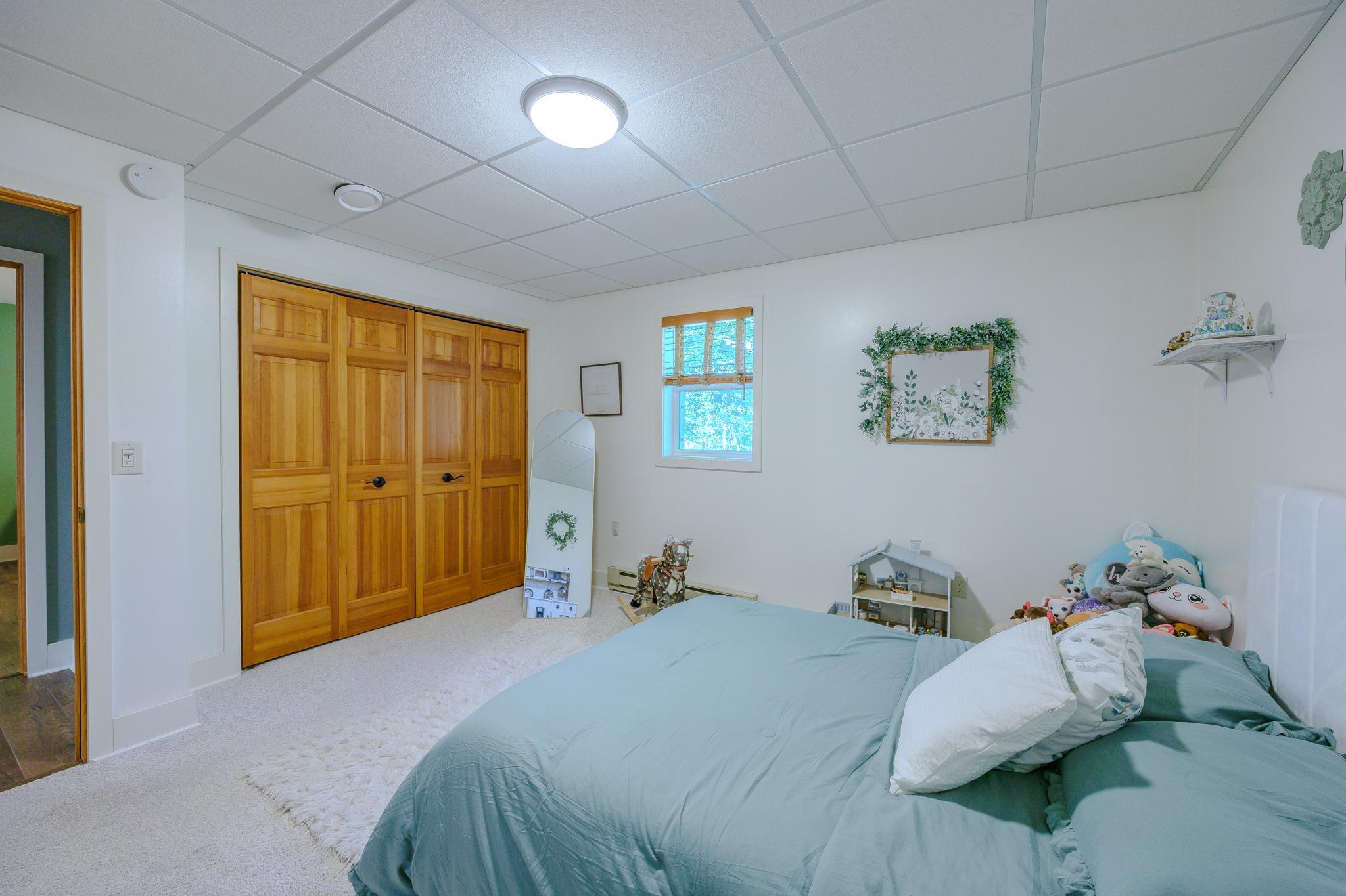 1996 single family home for sale at 6351 Island View Drive NE in Bemidji, MN — 4 bed, 3 bath (photo 36 of 90)