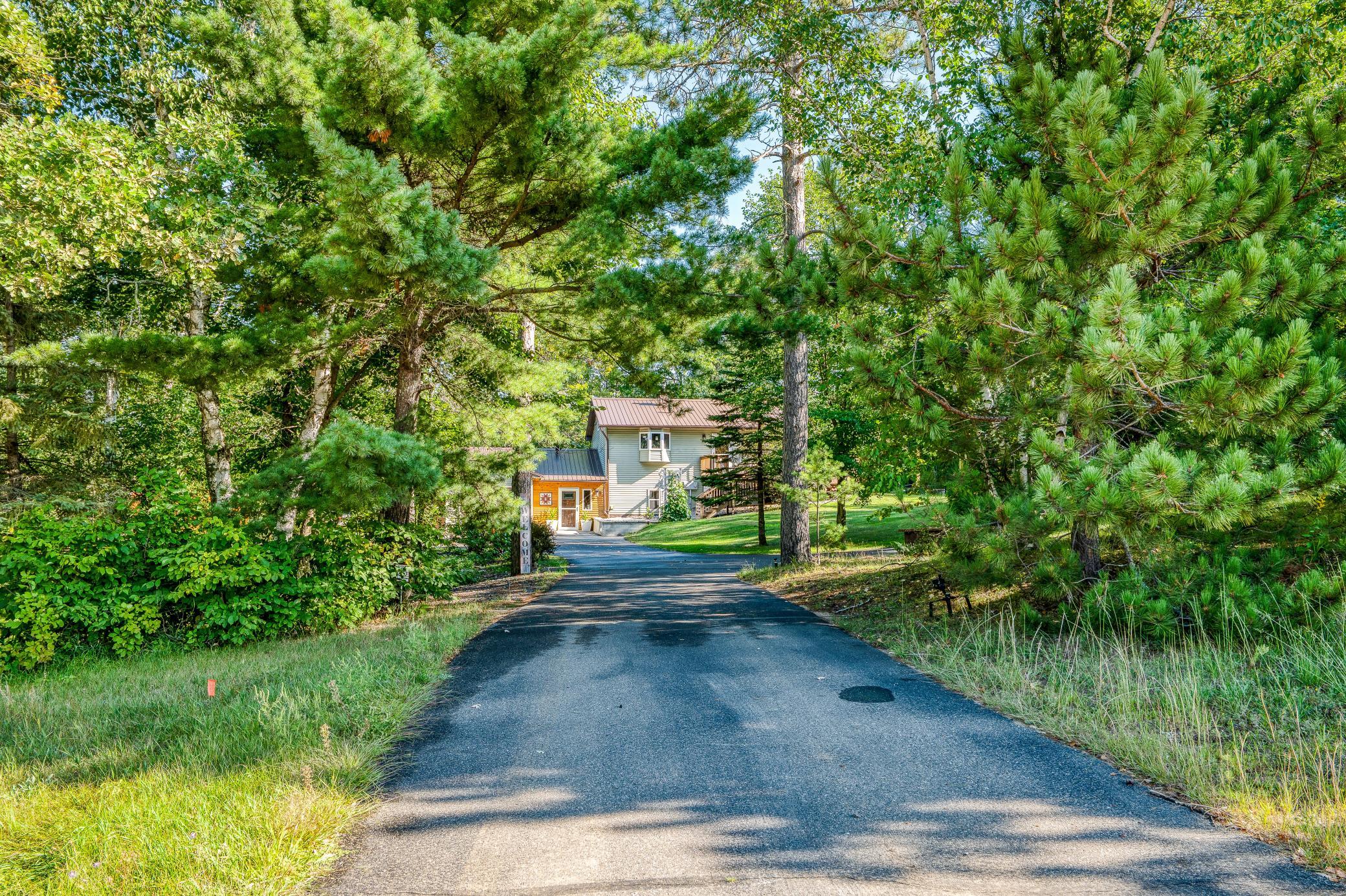 1996 single family home for sale at 6351 Island View Drive NE in Bemidji, MN — 4 bed, 3 bath (photo 64 of 90)