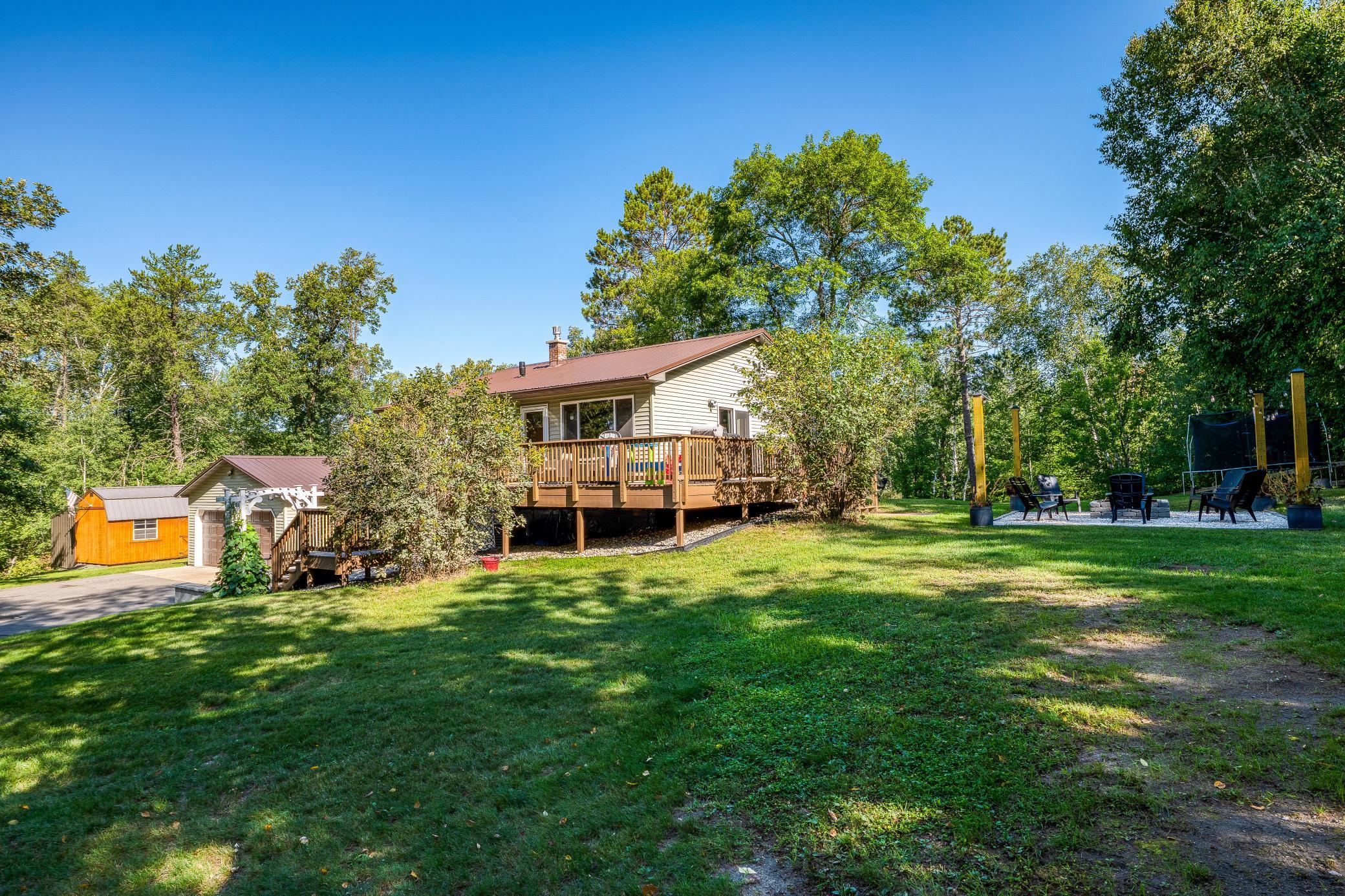 1996 single family home for sale at 6351 Island View Drive NE in Bemidji, MN — 4 bed, 3 bath (photo 72 of 90)
