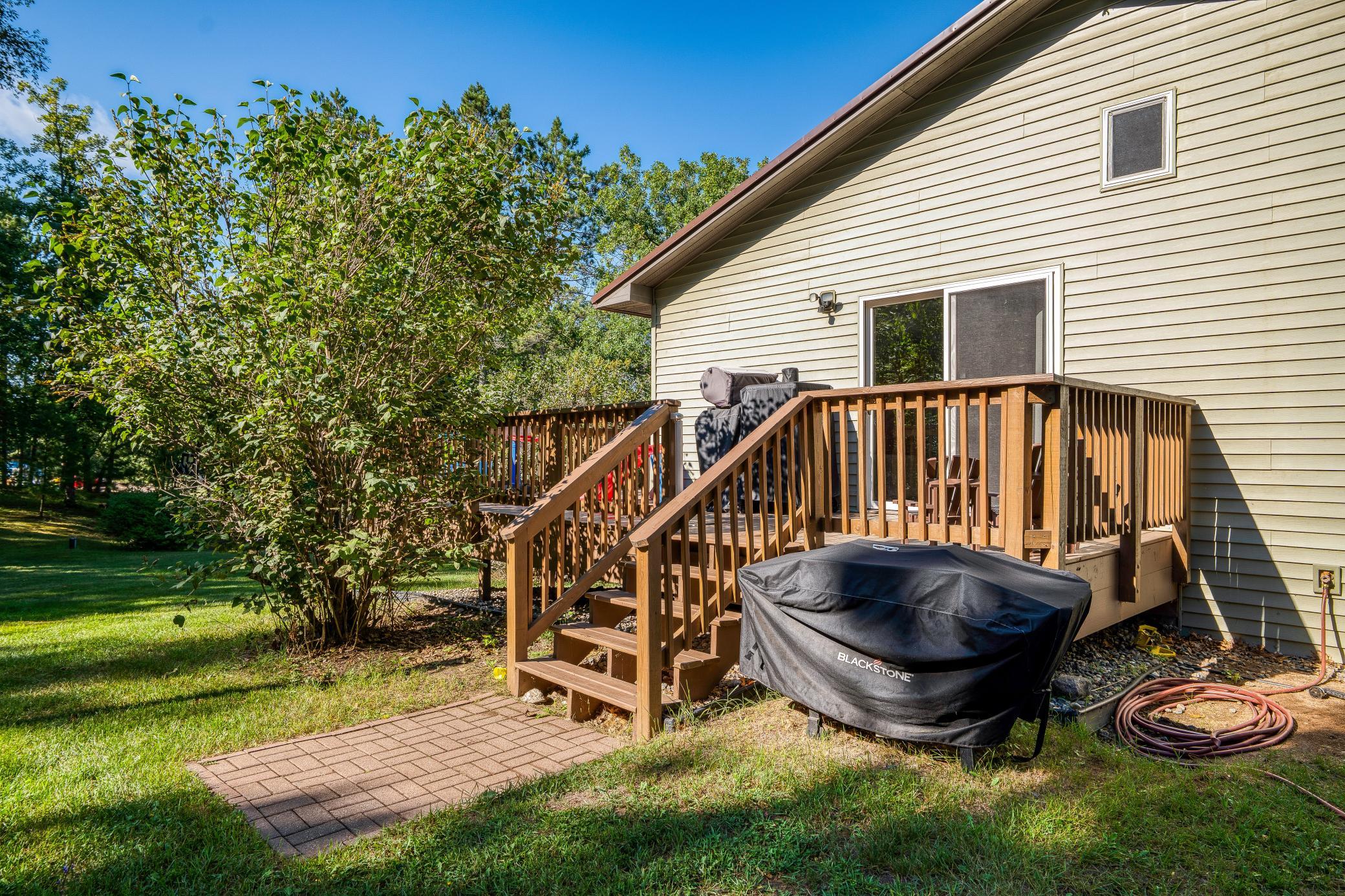 1996 single family home for sale at 6351 Island View Drive NE in Bemidji, MN — 4 bed, 3 bath (photo 77 of 90)
