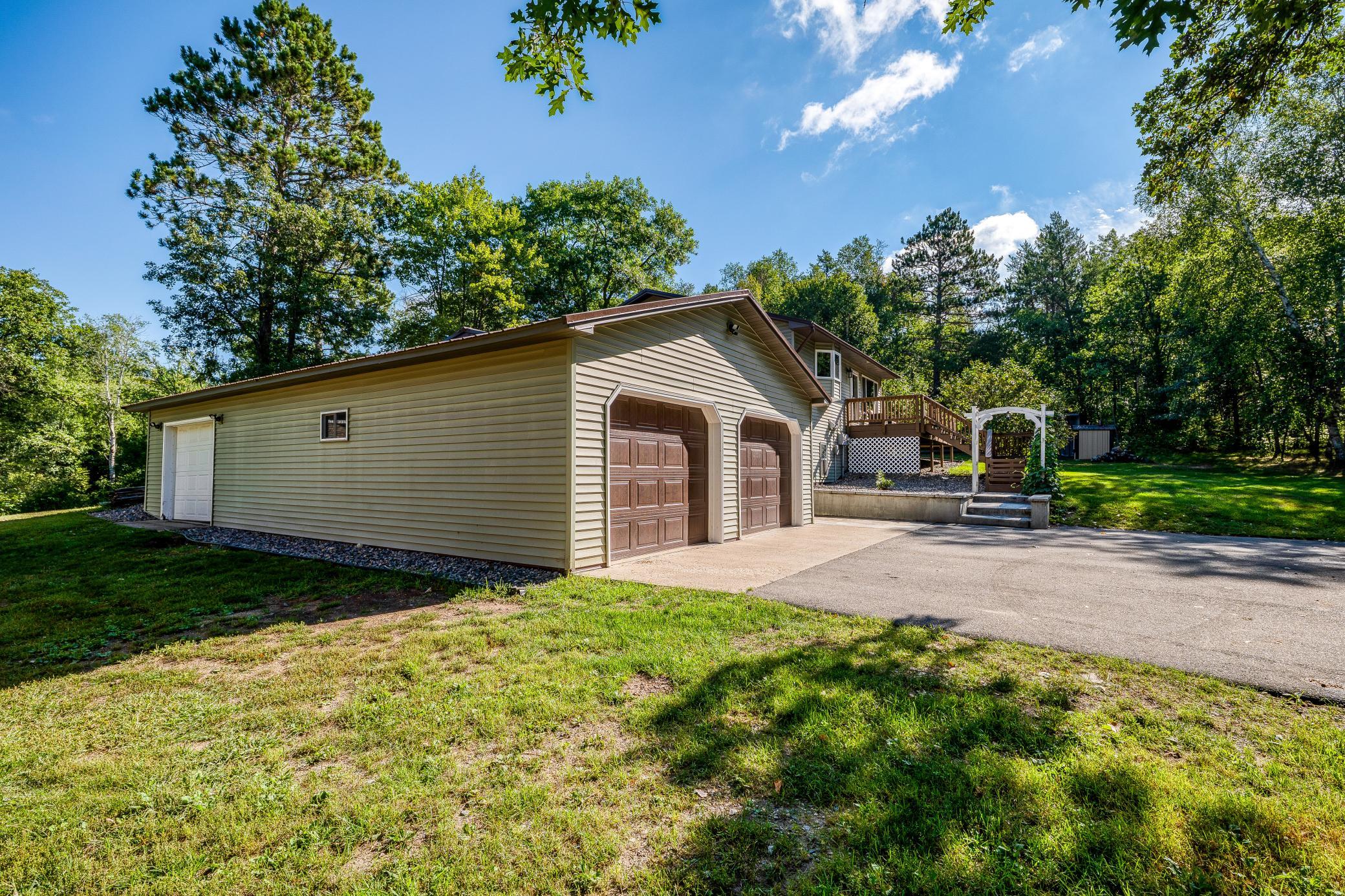 1996 single family home for sale at 6351 Island View Drive NE in Bemidji, MN — 4 bed, 3 bath (photo 90 of 90)