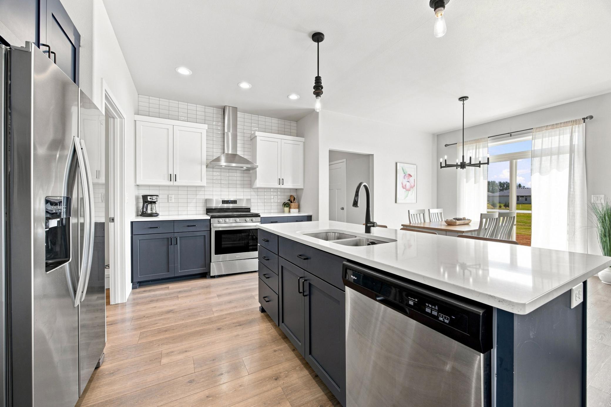 2020 single family home for sale at 1504 75th Avenue S in Fargo, ND — 3 bed, 2 bath (photo 12 of 36)