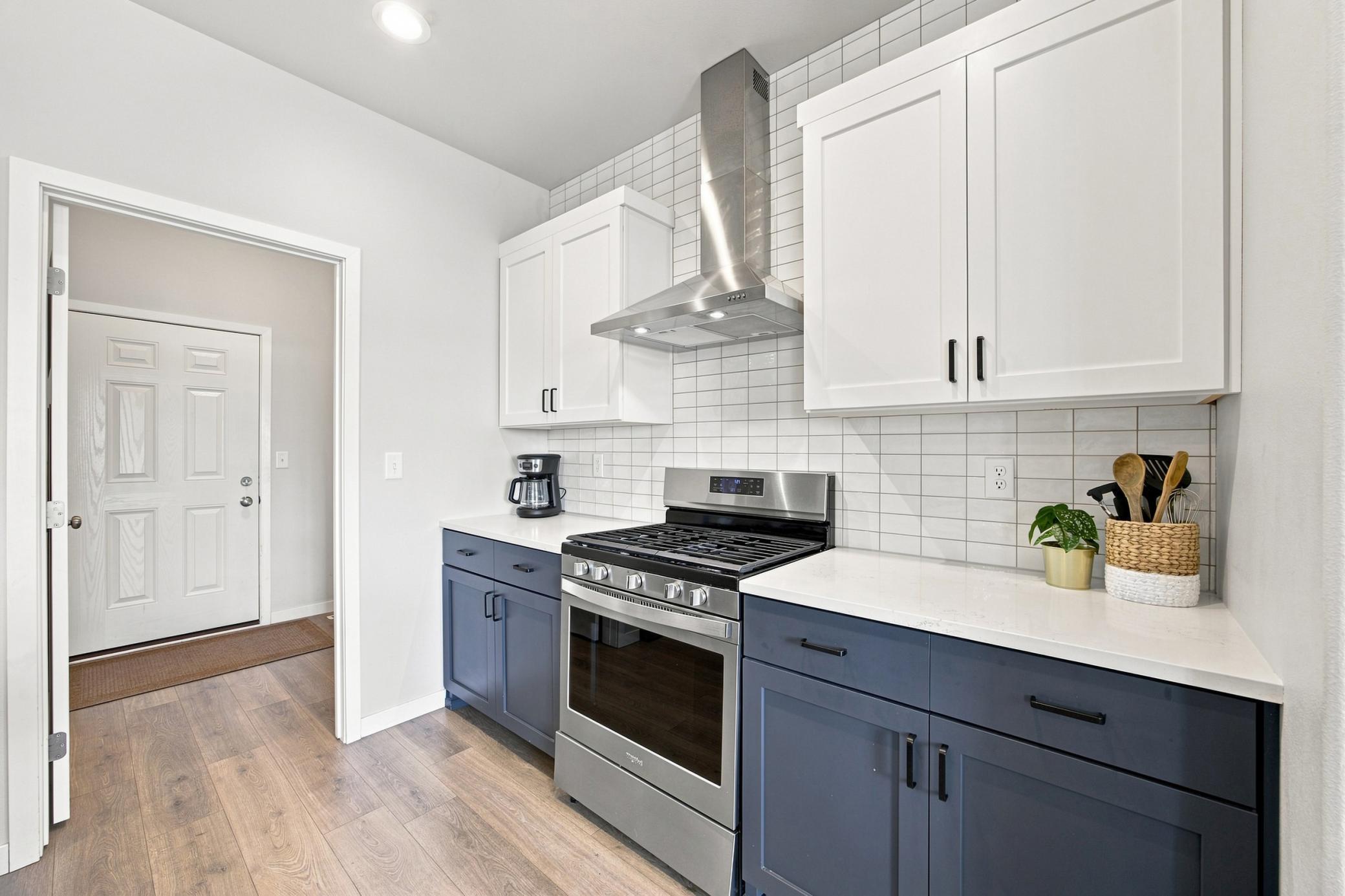 2020 single family home for sale at 1504 75th Avenue S in Fargo, ND — 3 bed, 2 bath (photo 13 of 36)