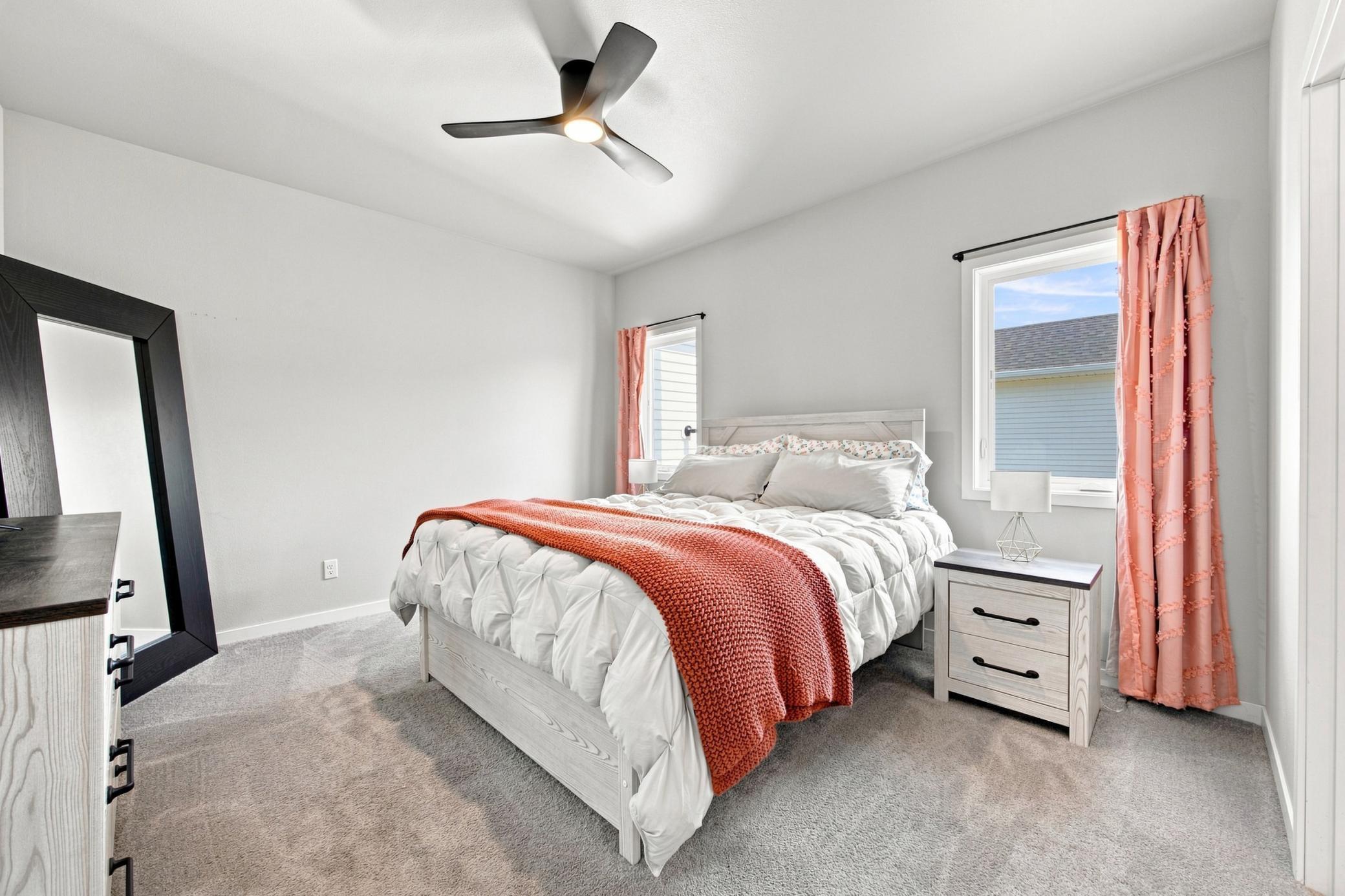 2020 single family home for sale at 1504 75th Avenue S in Fargo, ND — 3 bed, 2 bath (photo 19 of 36)