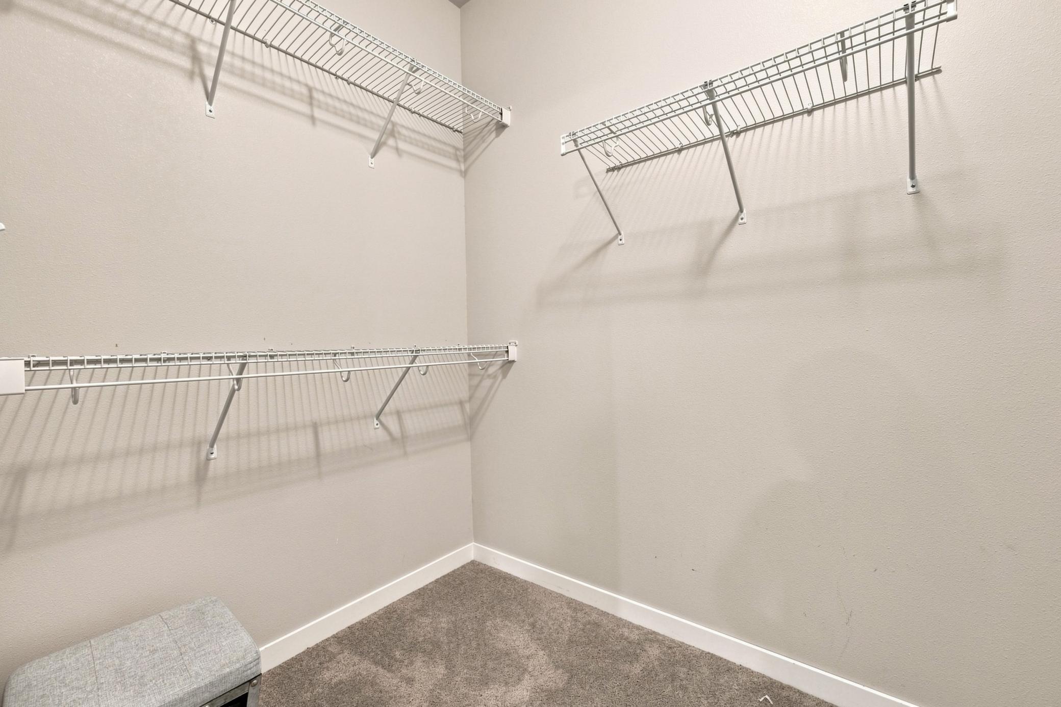 2020 single family home for sale at 1504 75th Avenue S in Fargo, ND — 3 bed, 2 bath (photo 22 of 36)