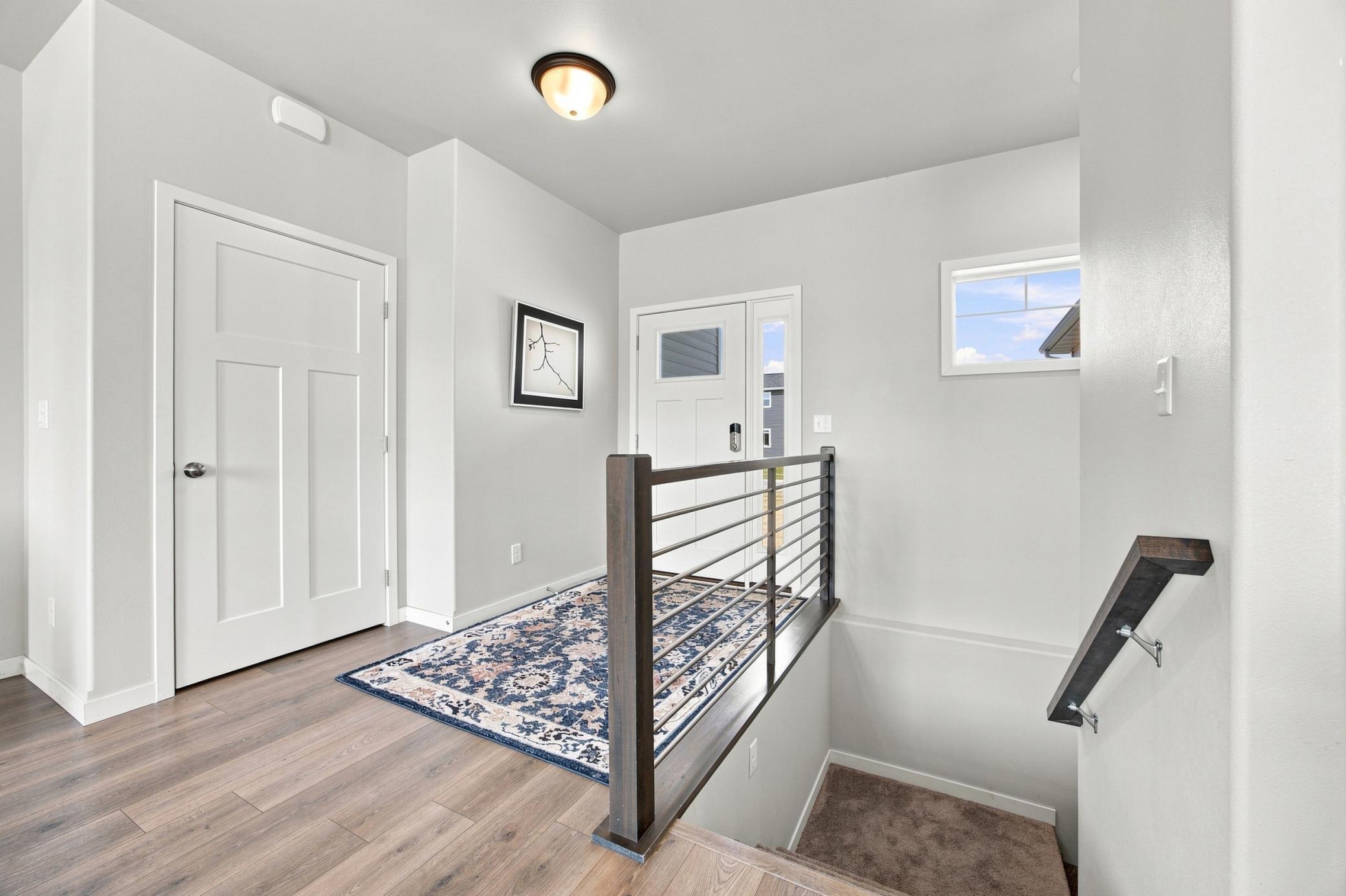2020 single family home for sale at 1504 75th Avenue S in Fargo, ND — 3 bed, 2 bath (photo 6 of 36)